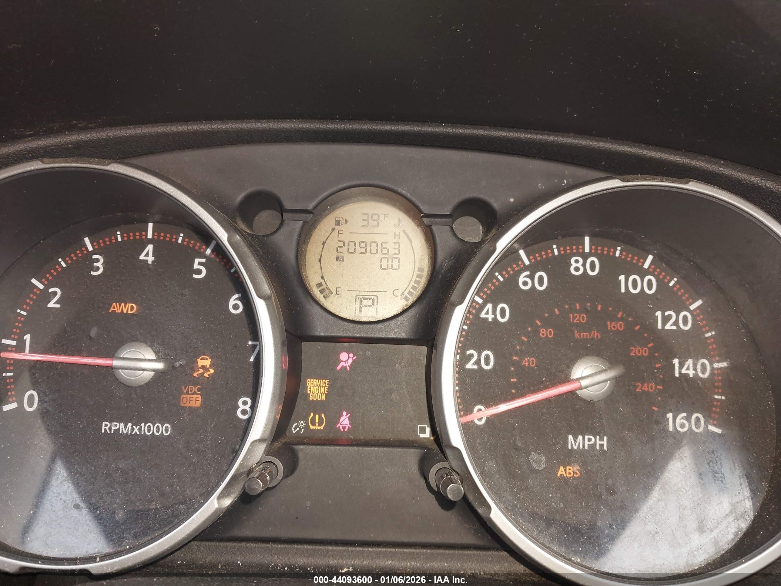 NISSAN ROGUE image 7