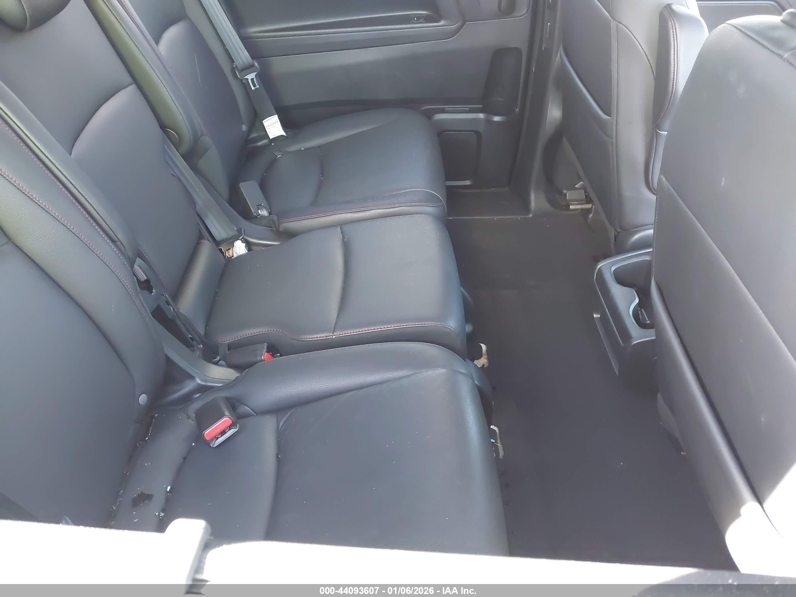 HONDA ODYSSEY image 8