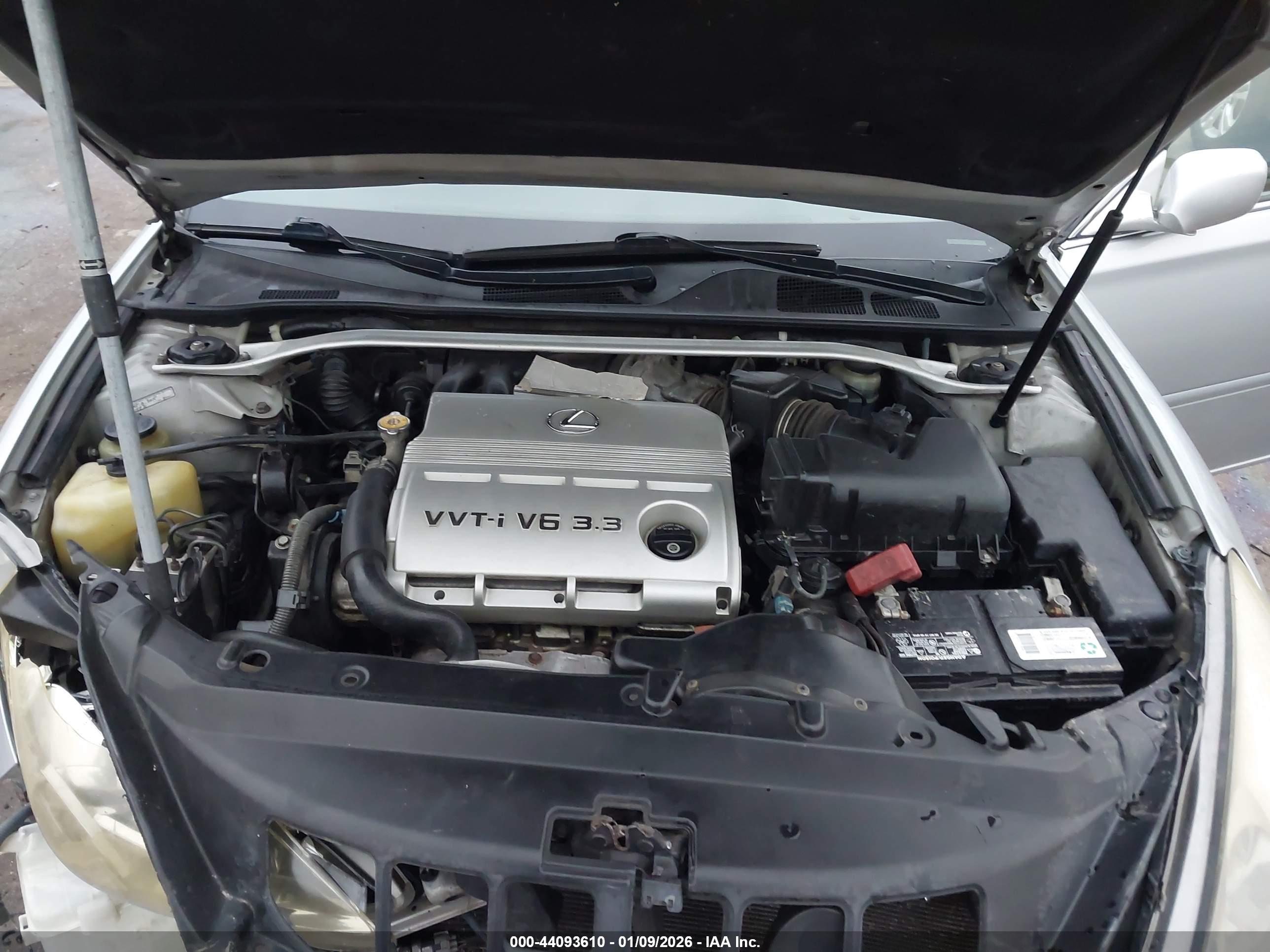 LEXUS ES image 10