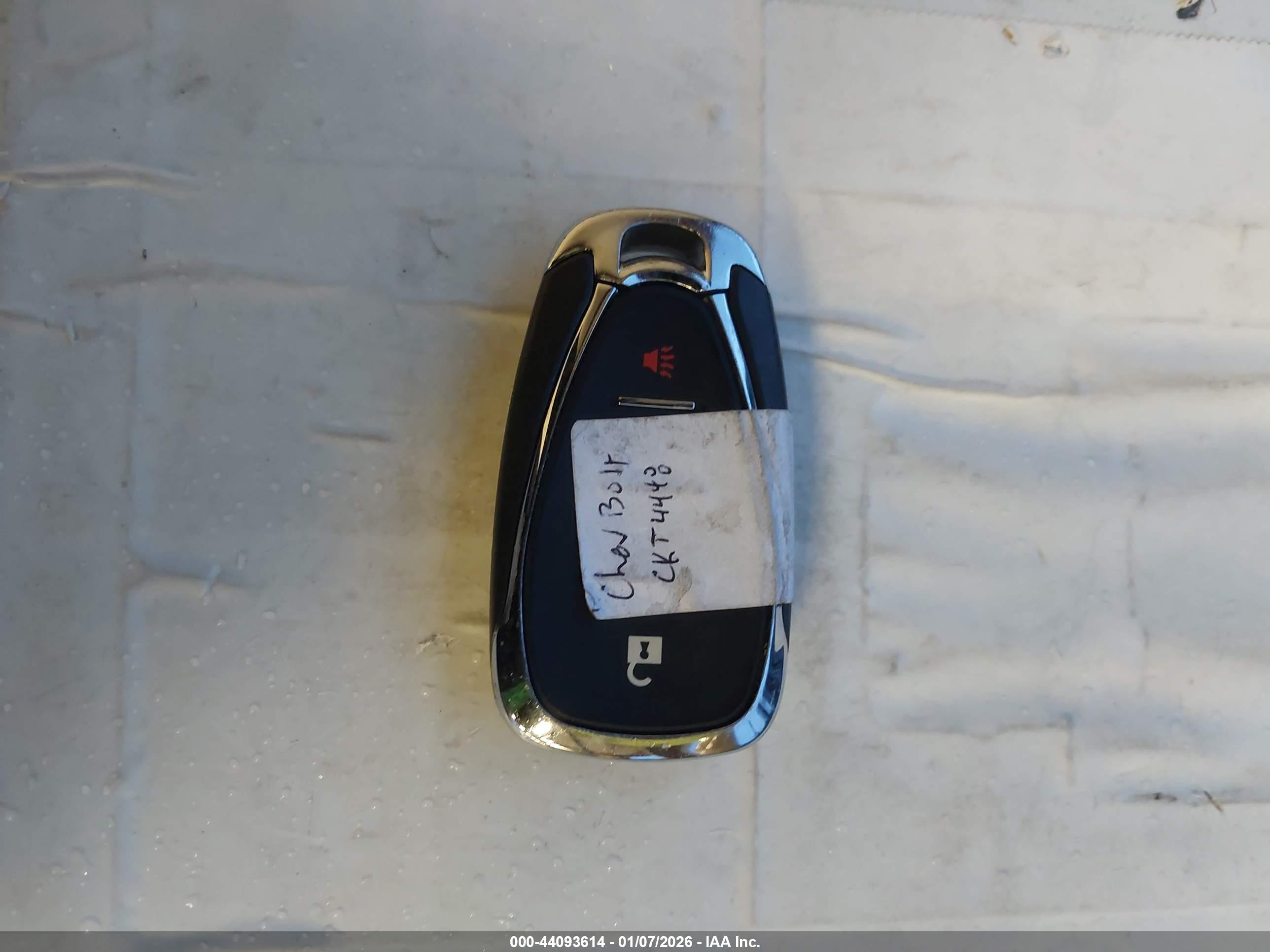 CHEVROLET BOLT image 11
