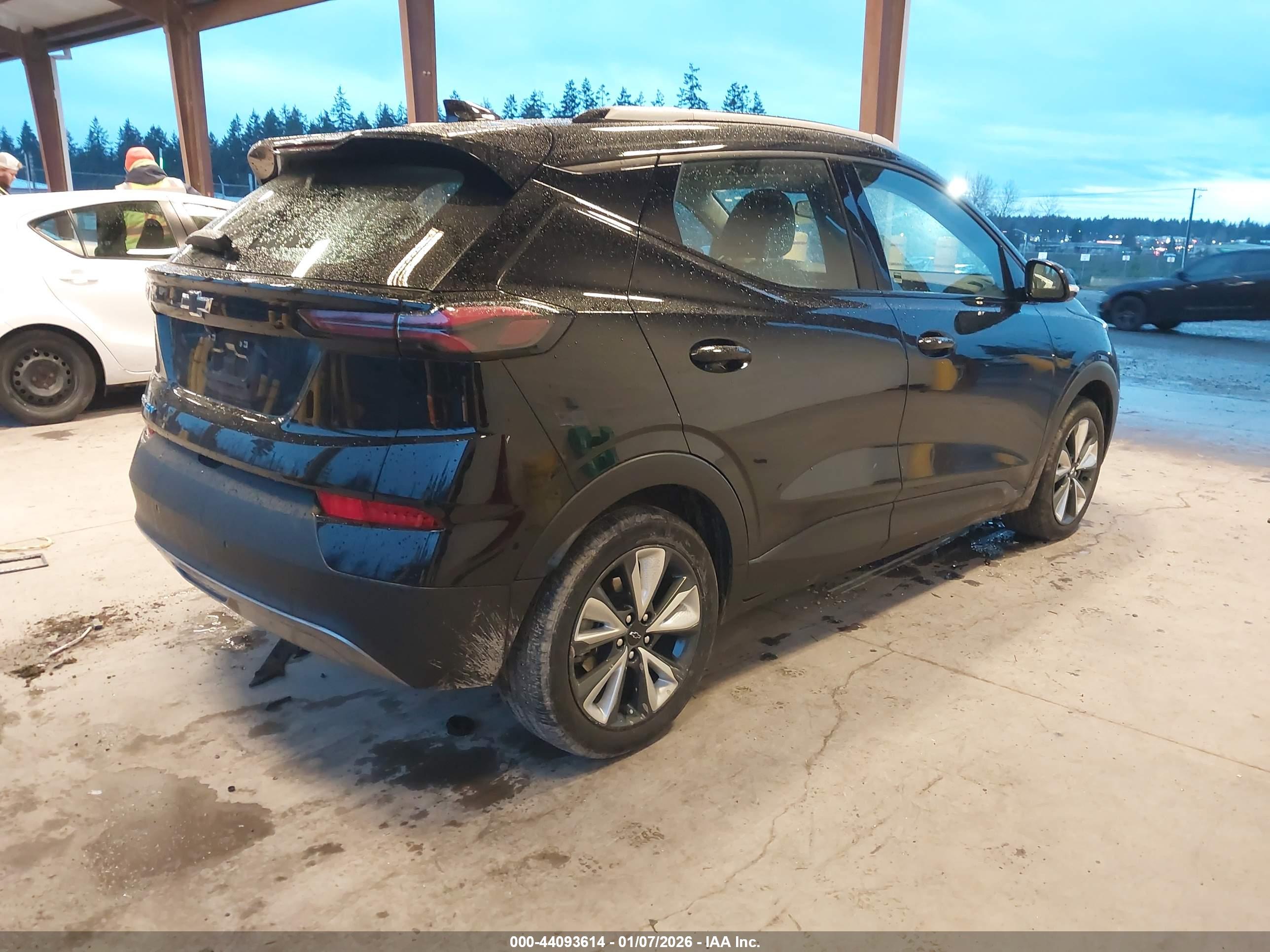 CHEVROLET BOLT image 4