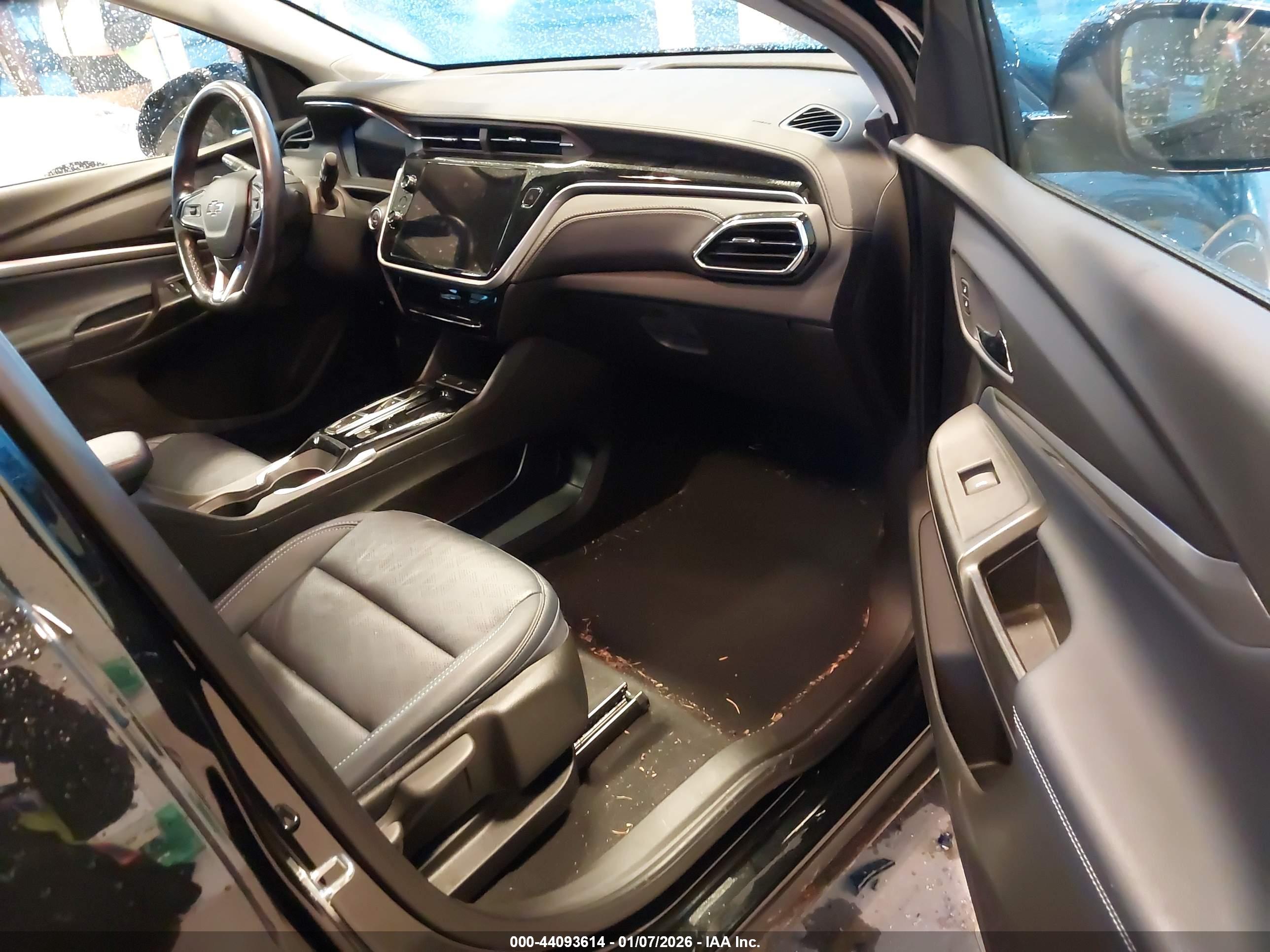 CHEVROLET BOLT image 5