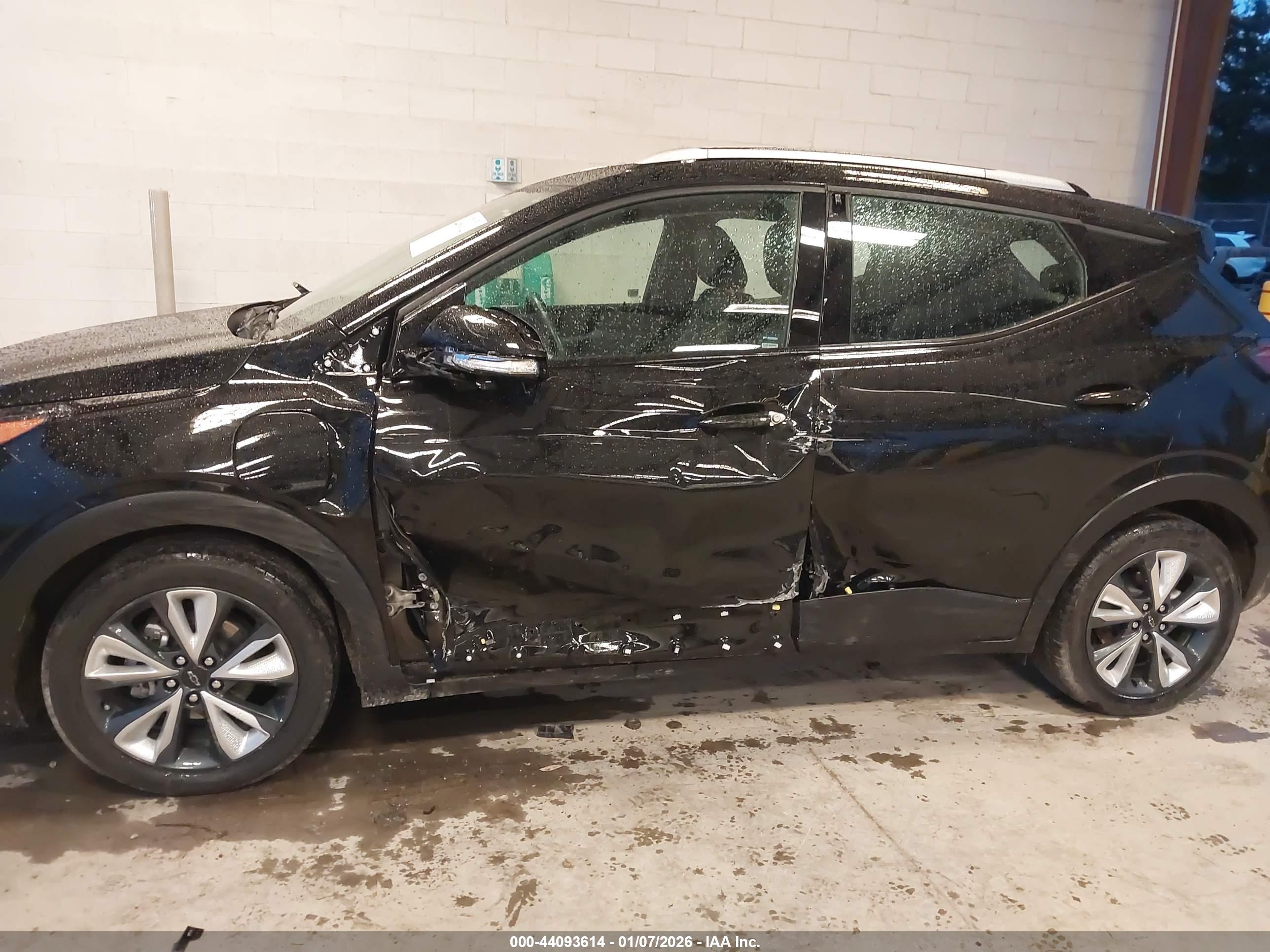 CHEVROLET BOLT image 6