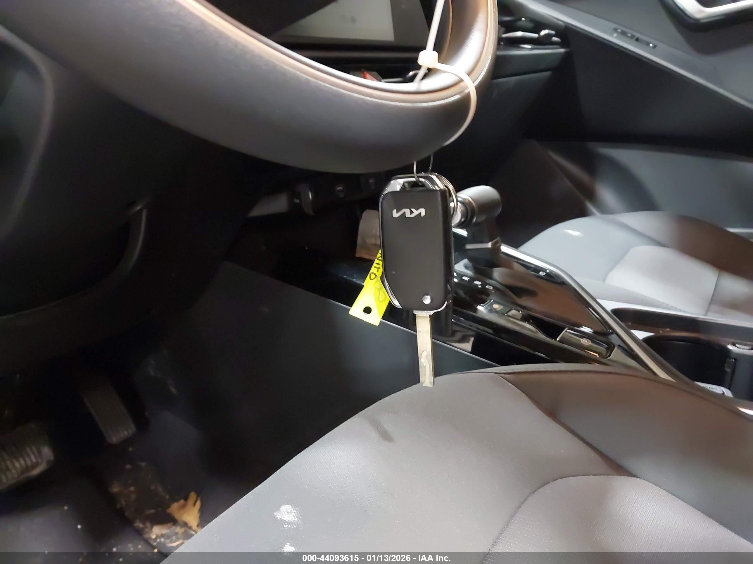 KIA NIRO image 11