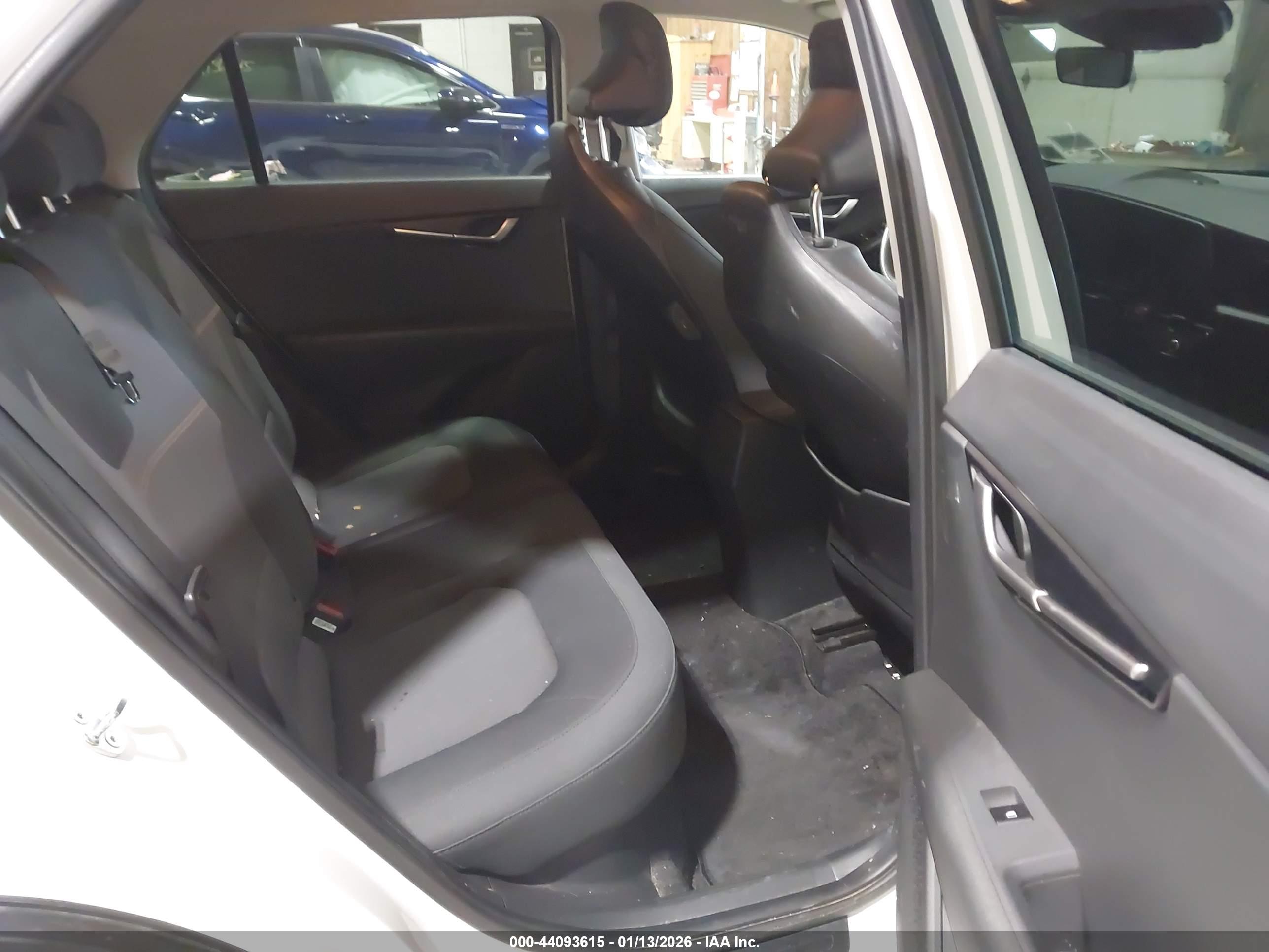 KIA NIRO image 8