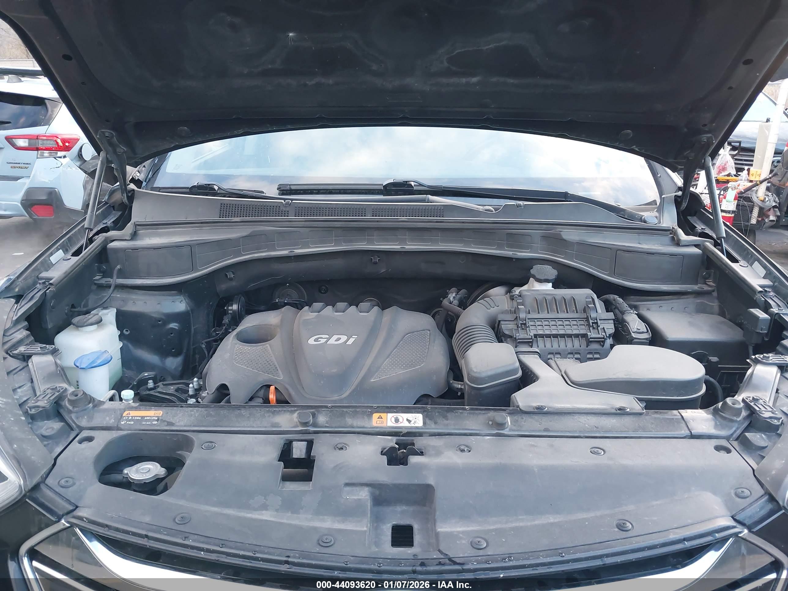 HYUNDAI SANTA image 10