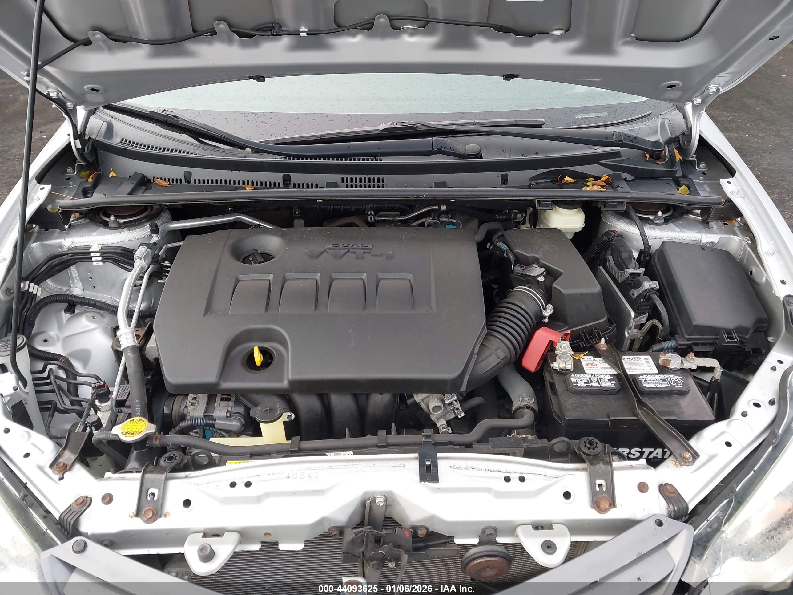 TOYOTA COROLLA image 10