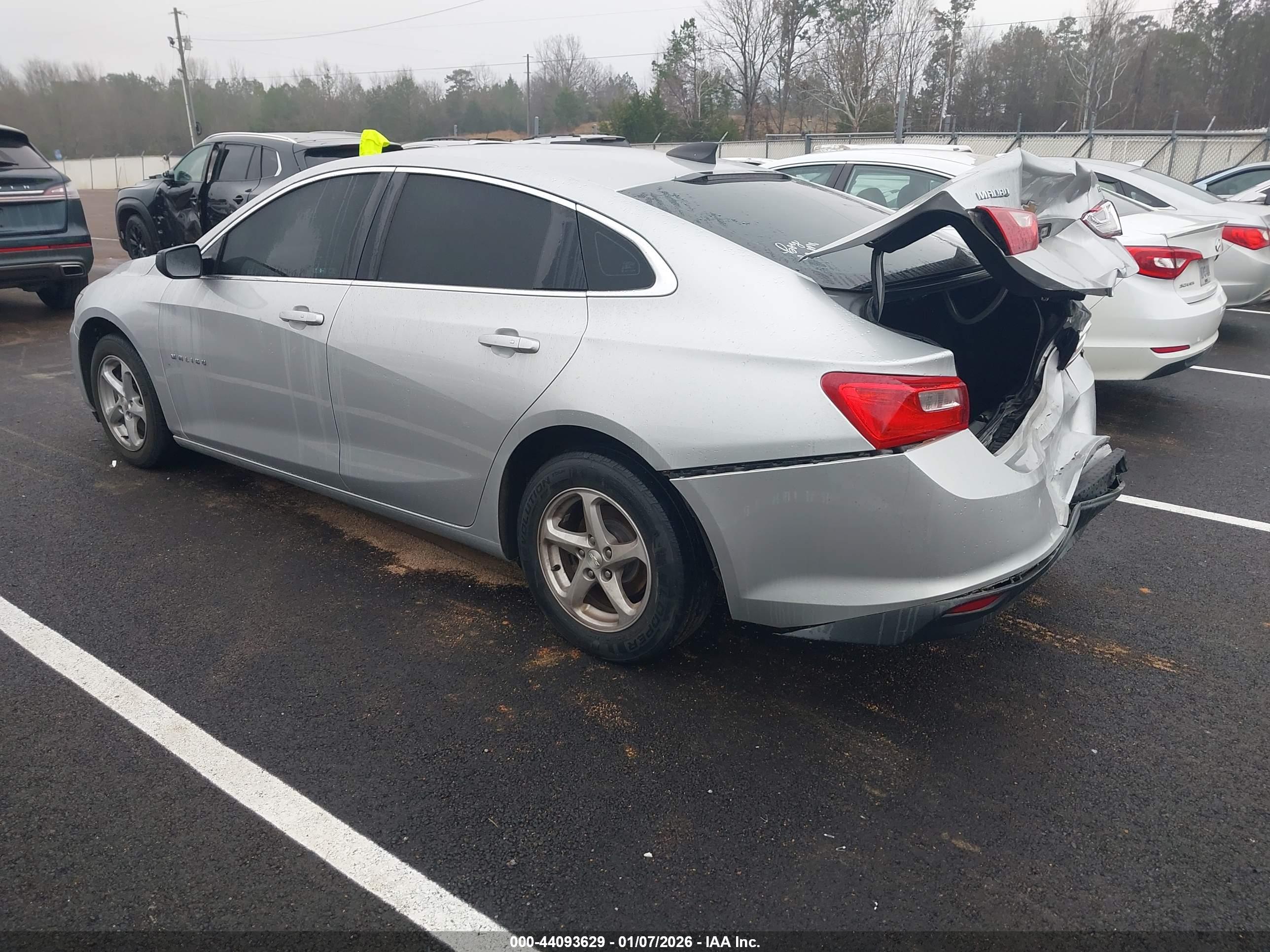 CHEVROLET MALIBU image 3