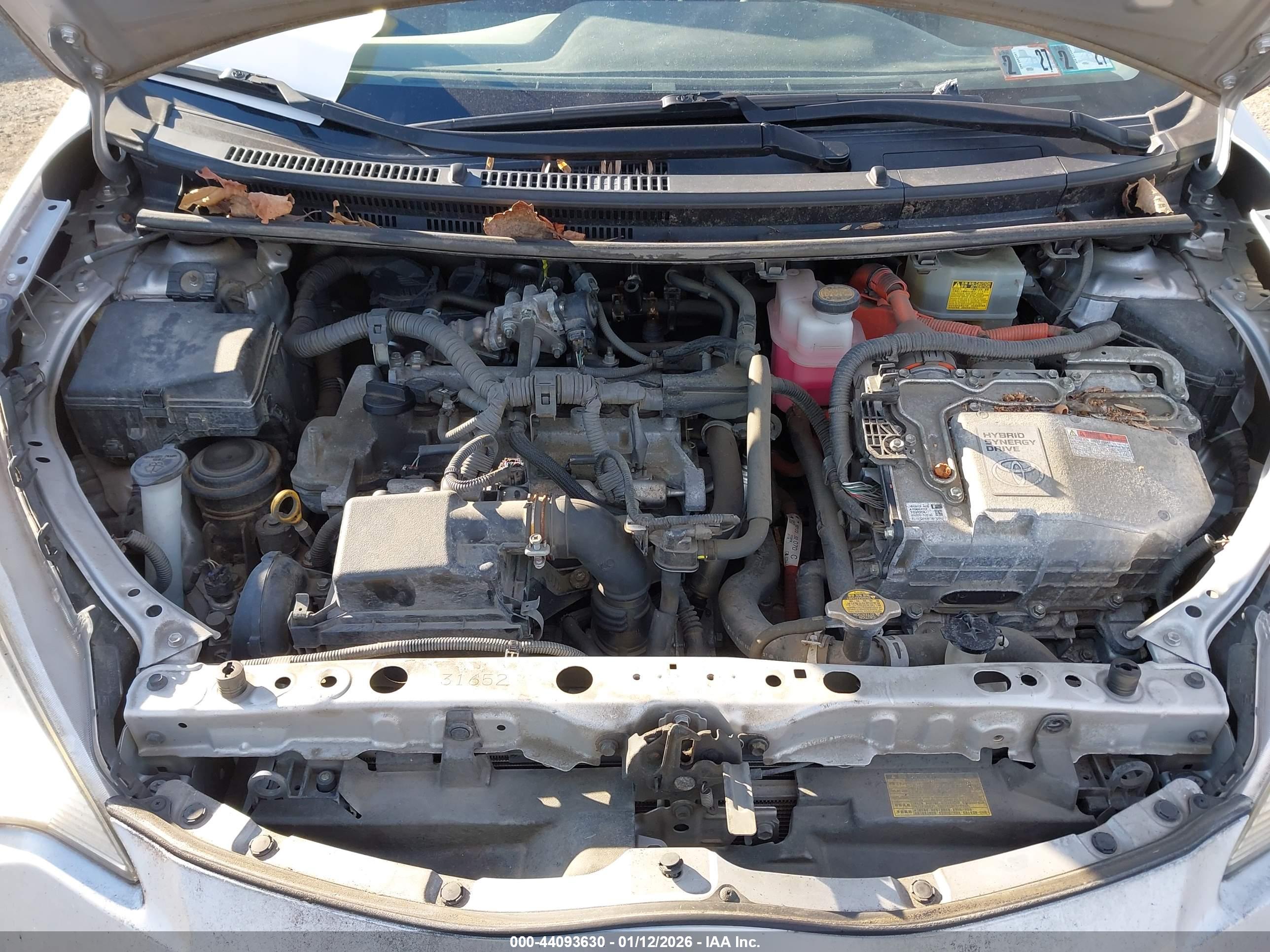 TOYOTA PRIUS image 10