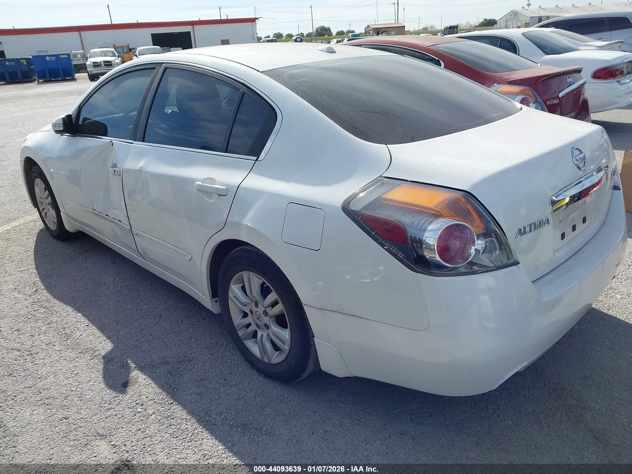 NISSAN ALTIMA image 3