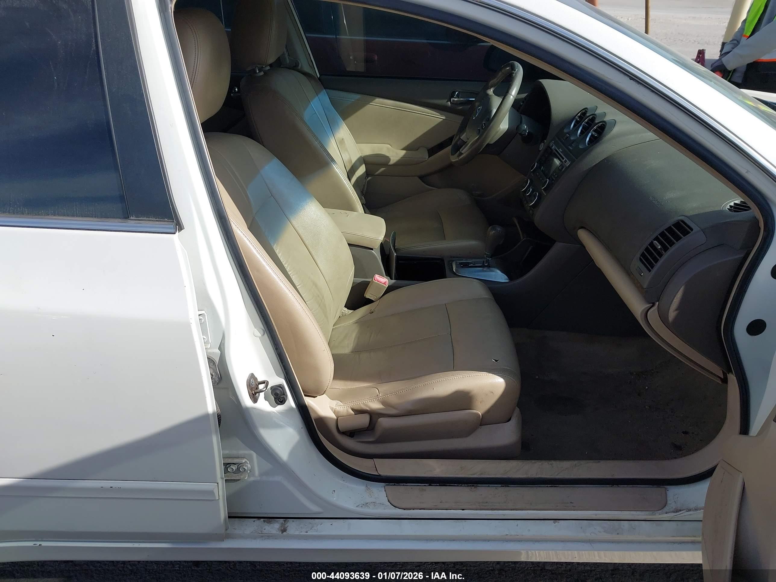 NISSAN ALTIMA image 5