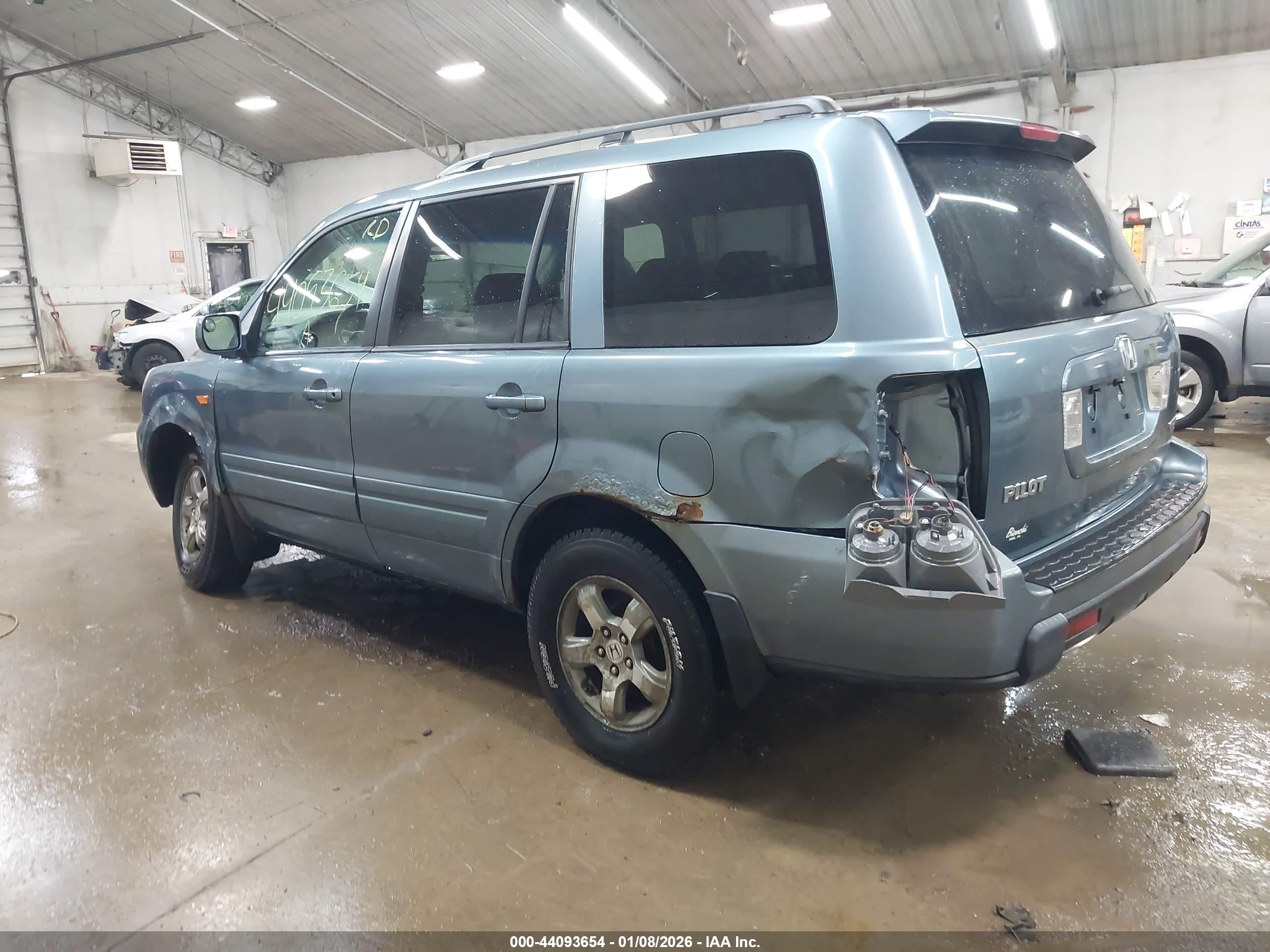 HONDA PILOT image 3