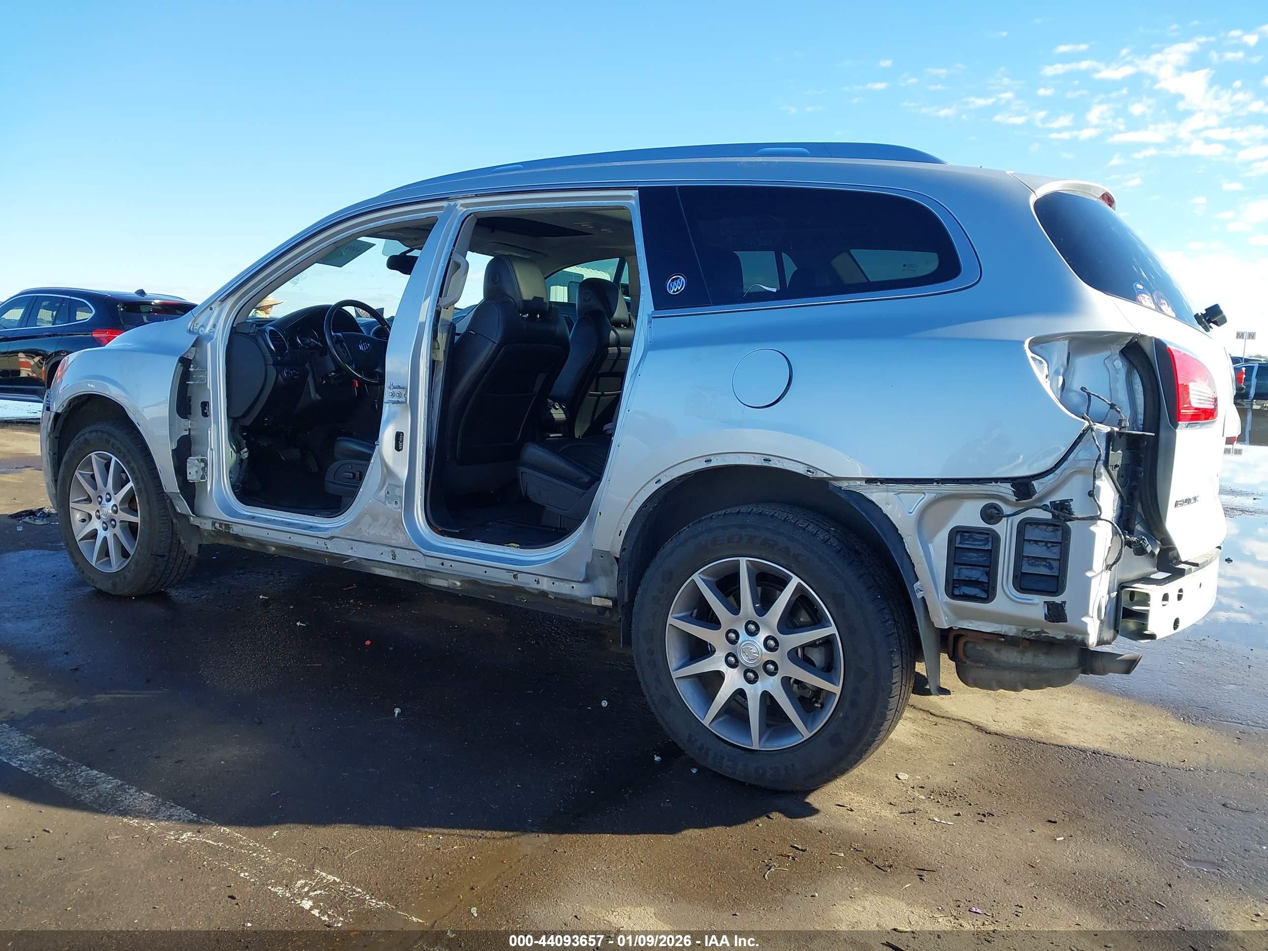 BUICK ENCLAVE image 6
