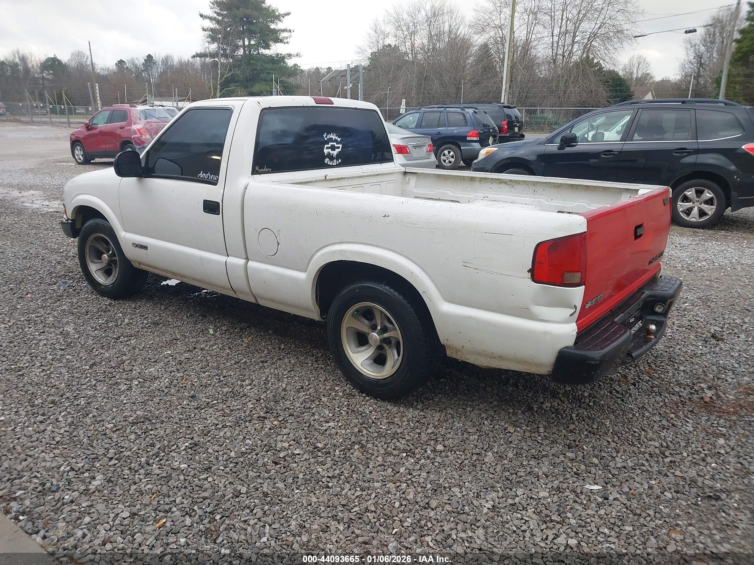 CHEVROLET S-10 image 3