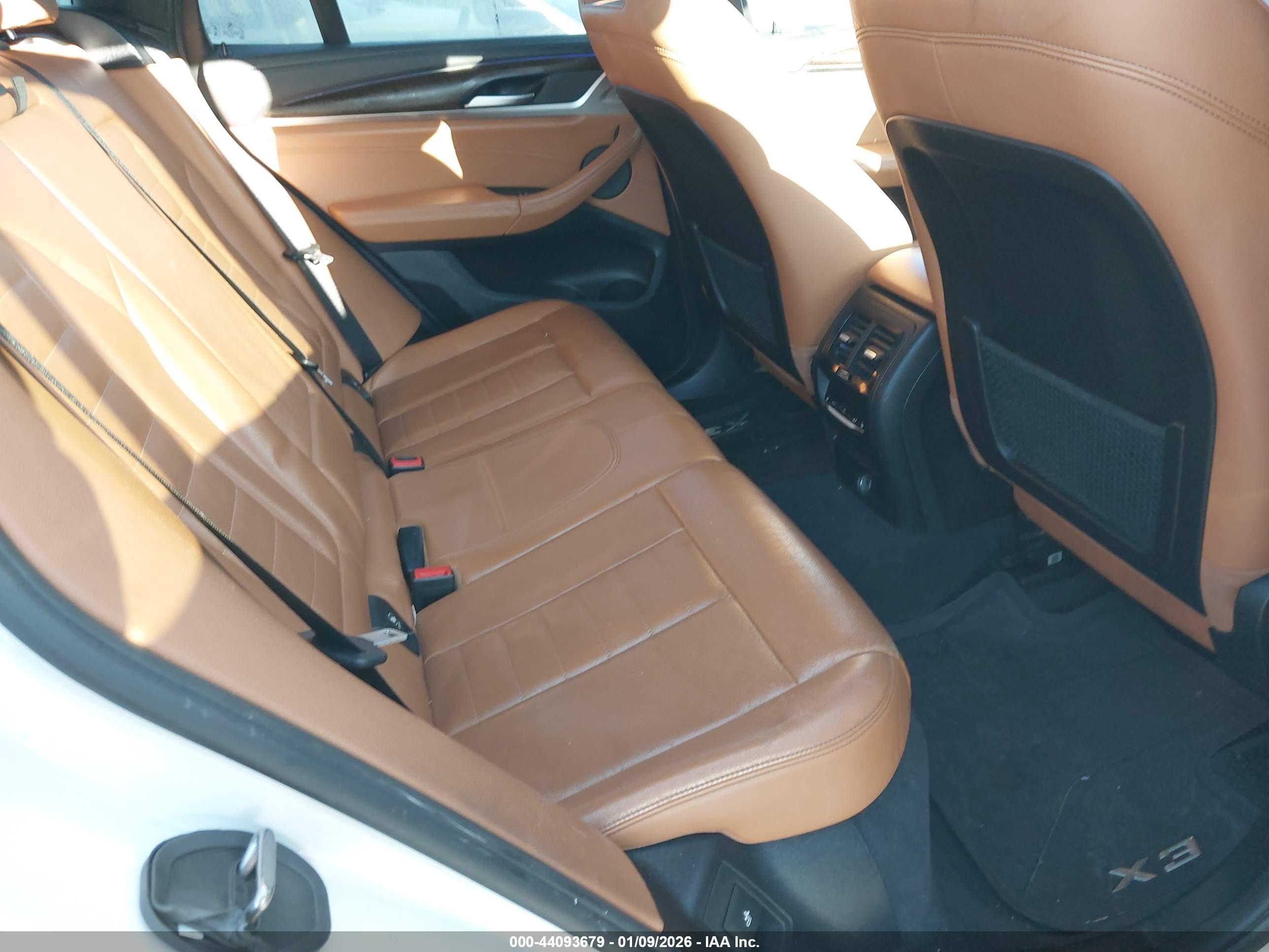 BMW X3 image 8