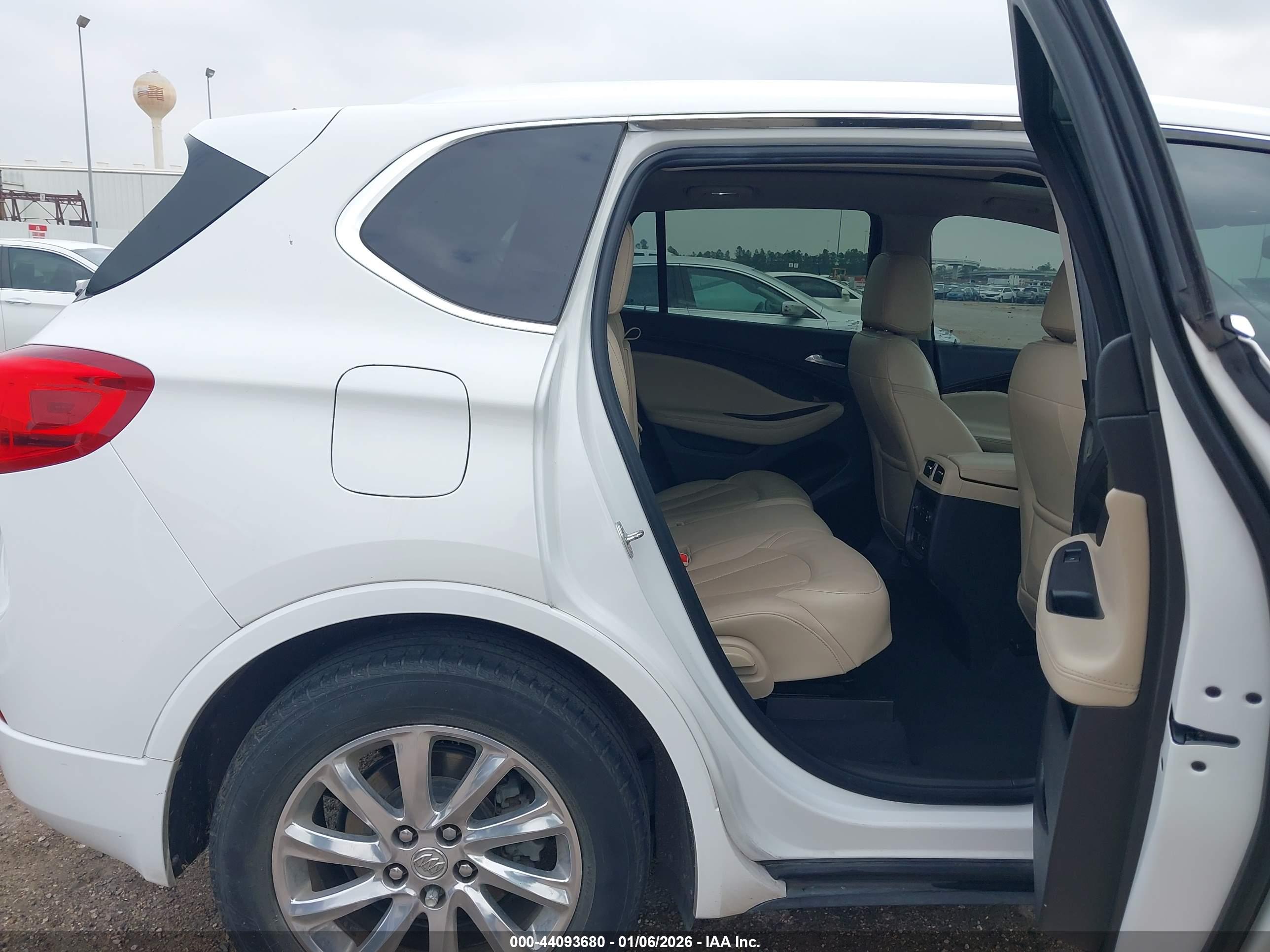 BUICK ENVISION image 8