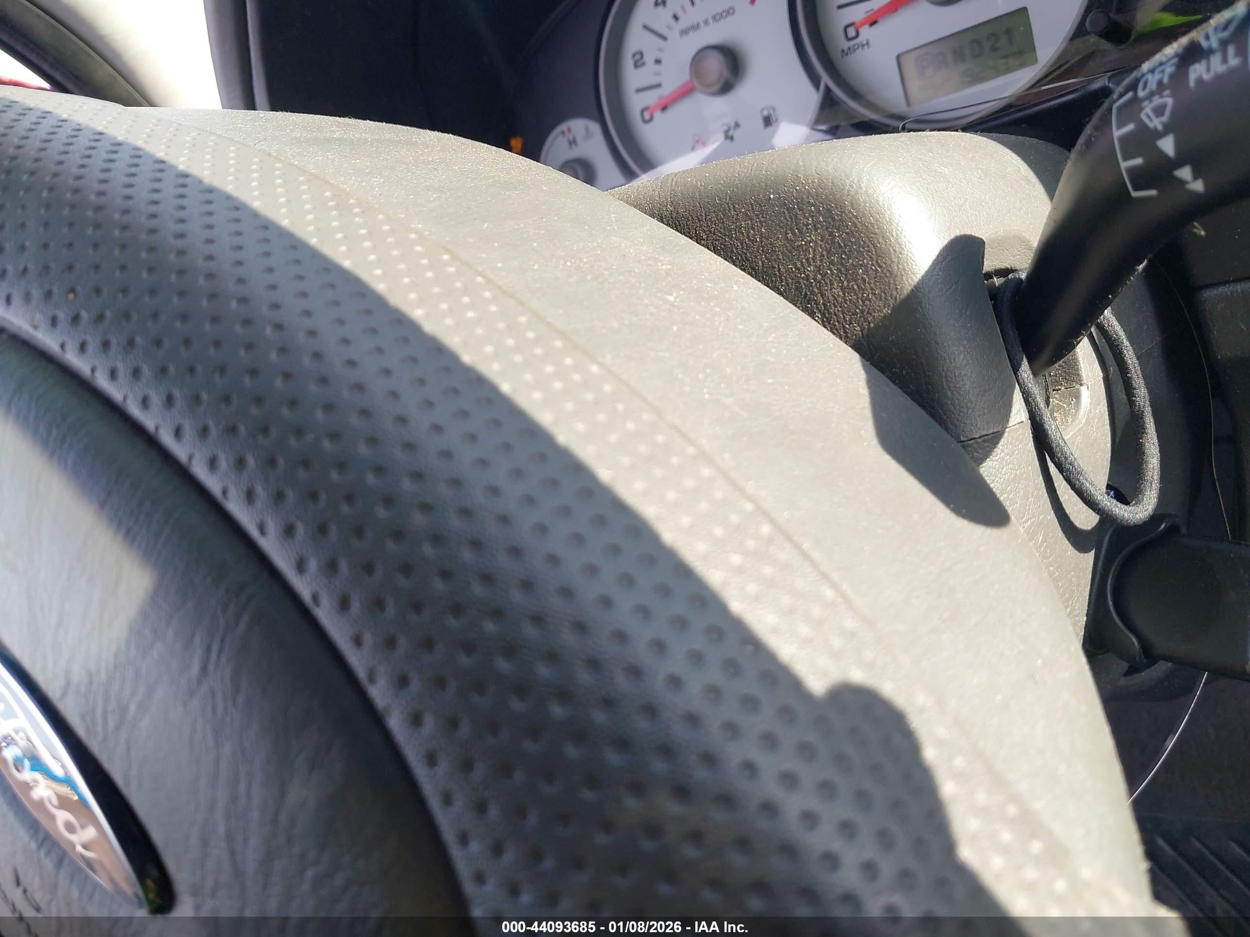 FORD ESCAPE image 11