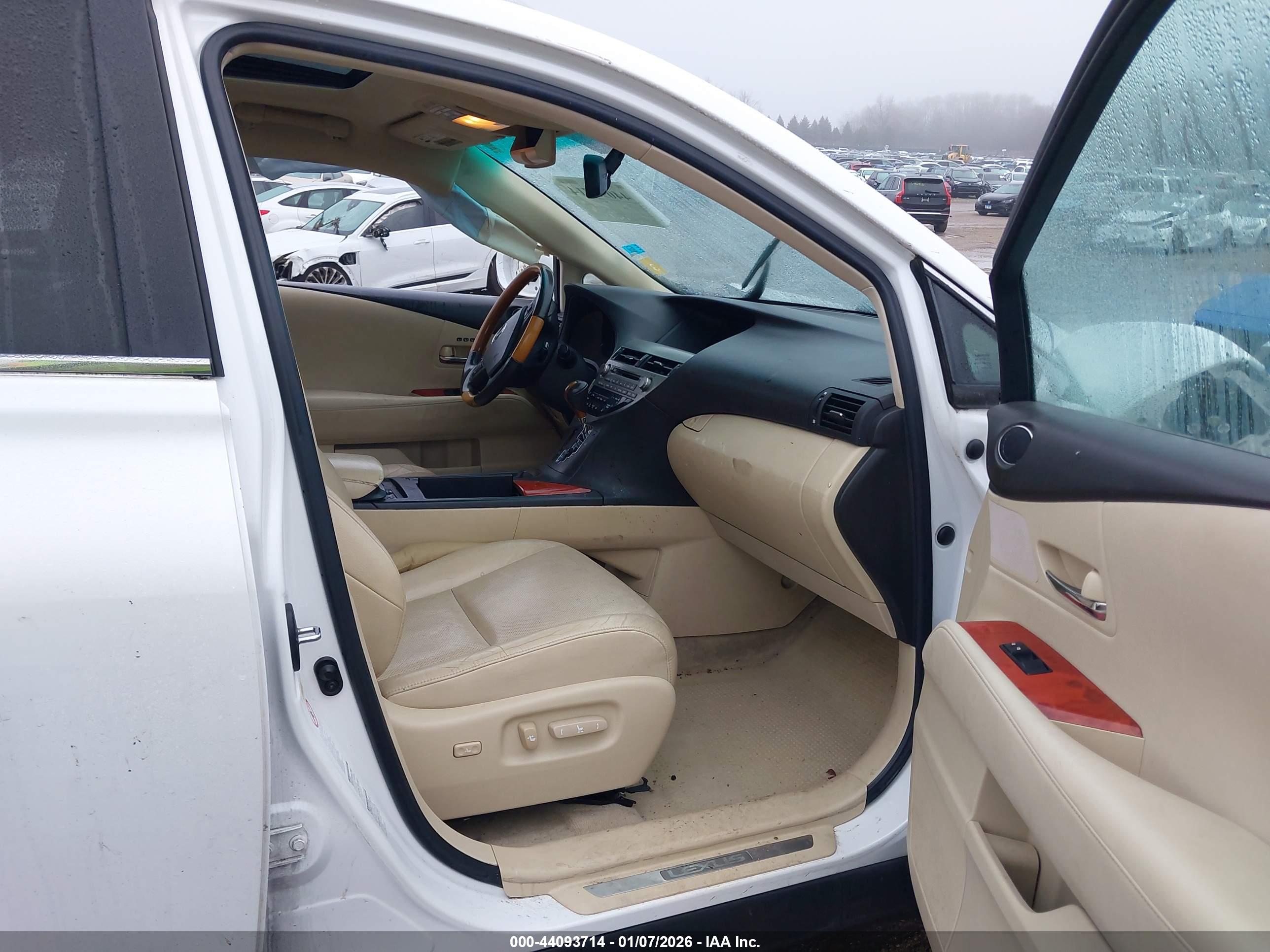 LEXUS RX image 5