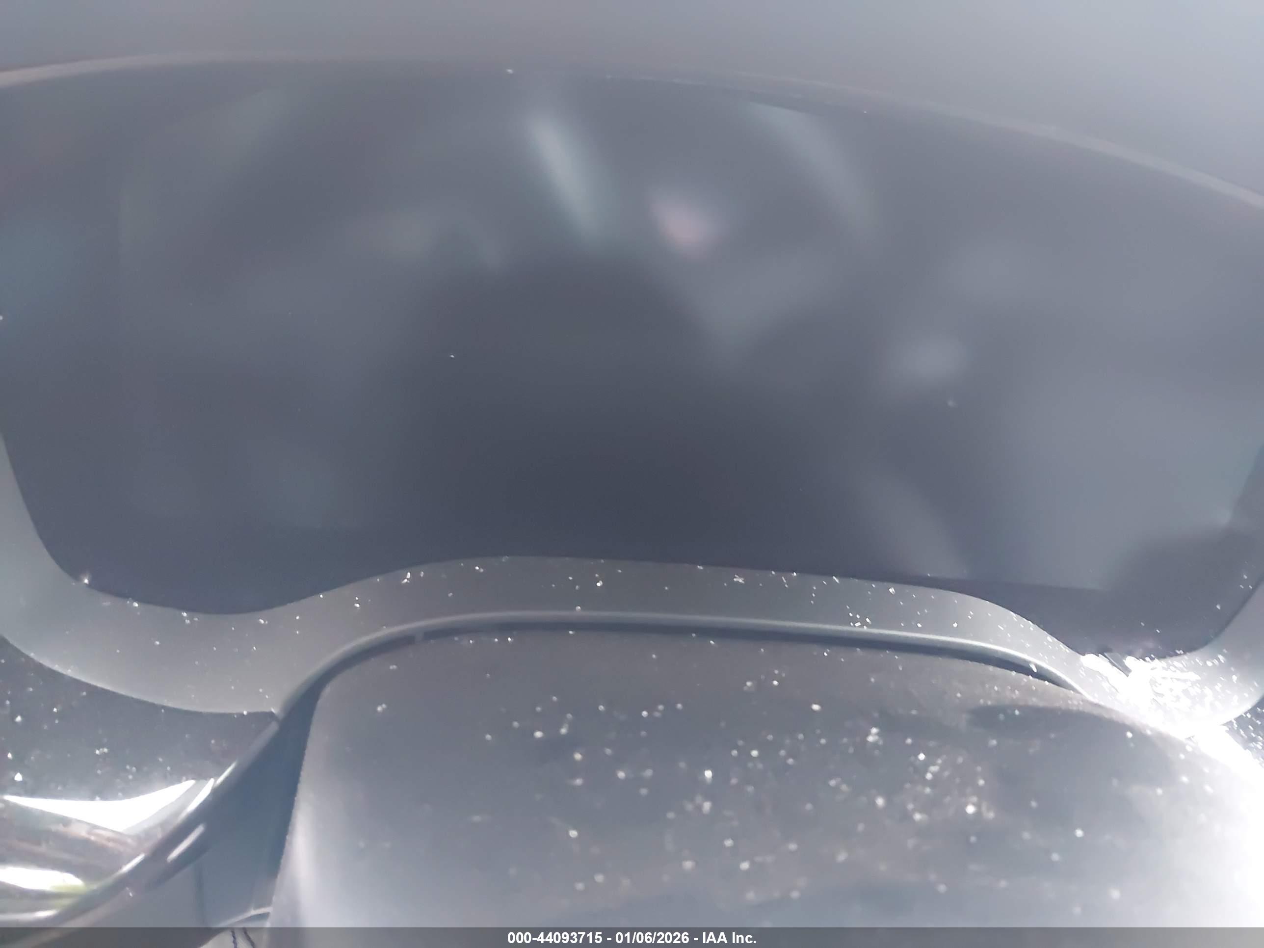 BMW M550I image 7