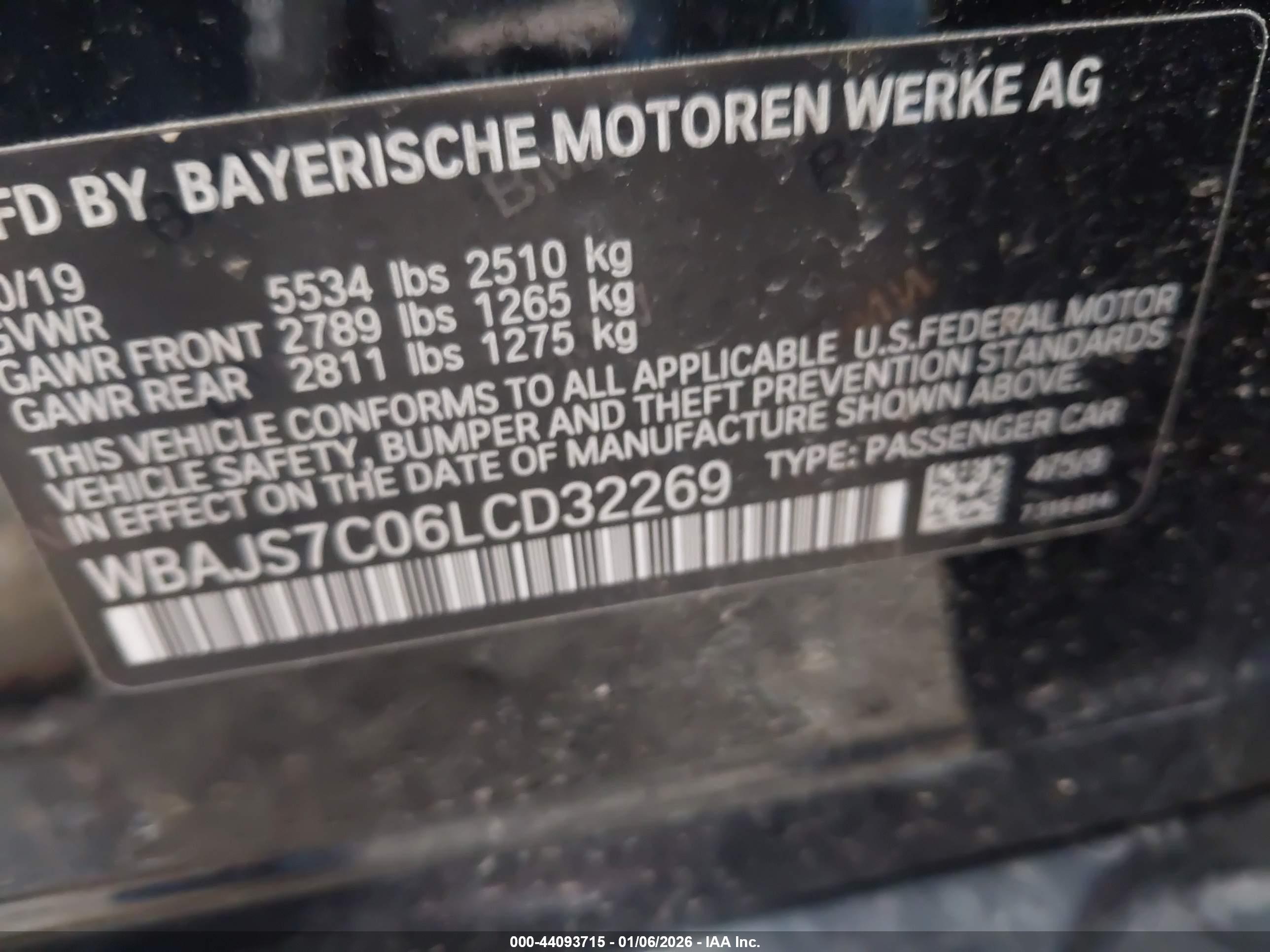 BMW M550I image 9