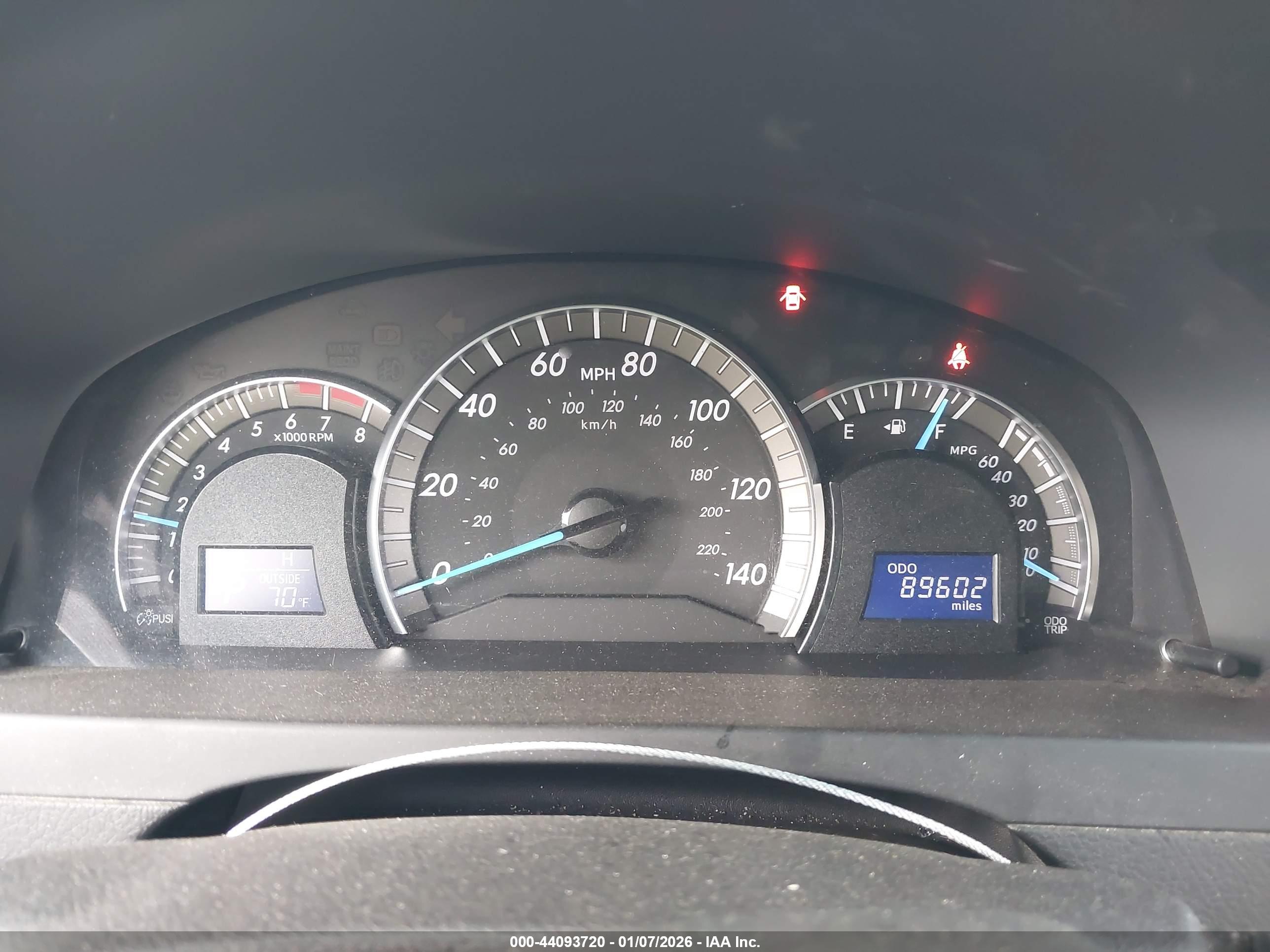 TOYOTA CAMRY image 7