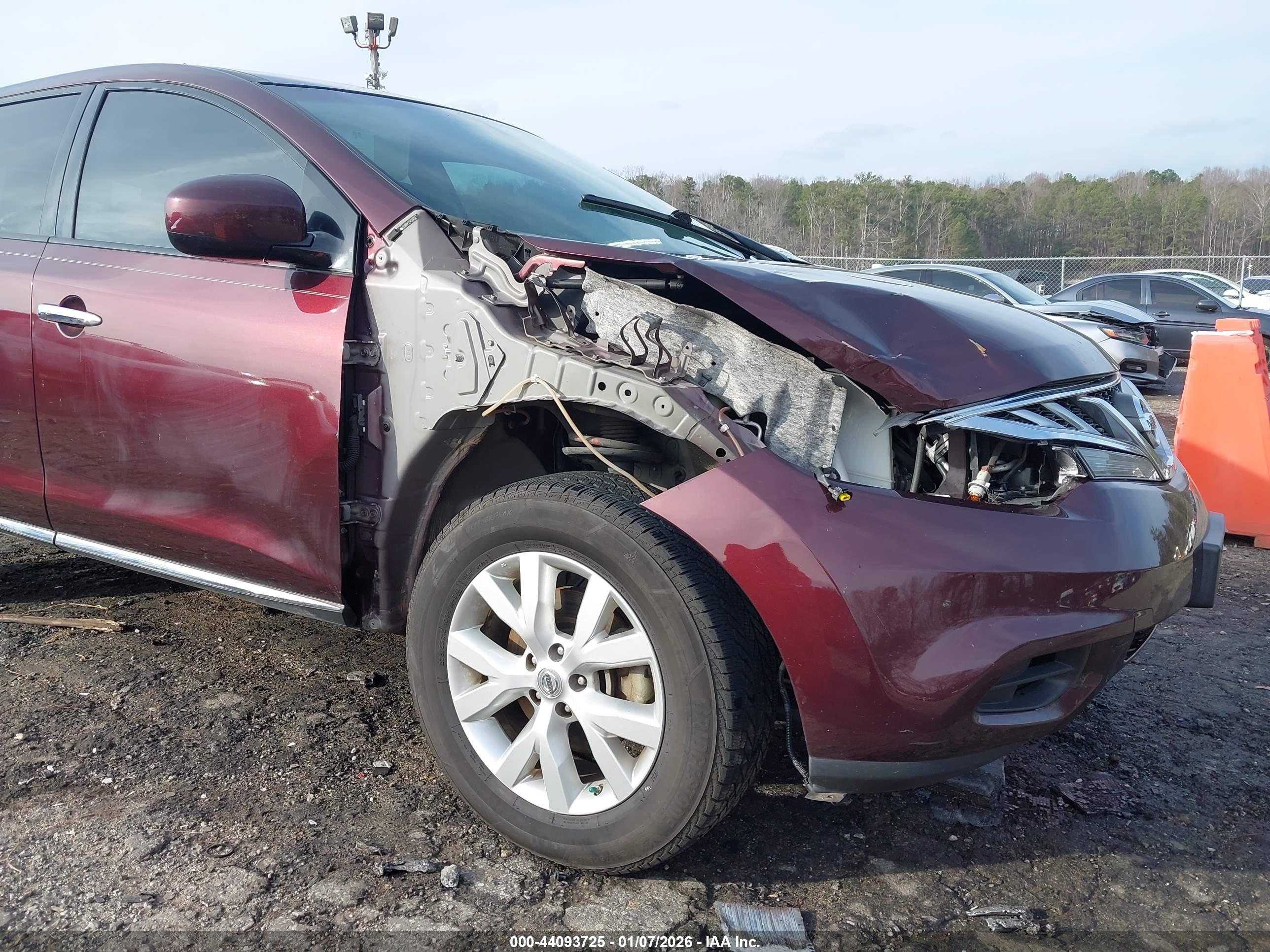 NISSAN MURANO image 6