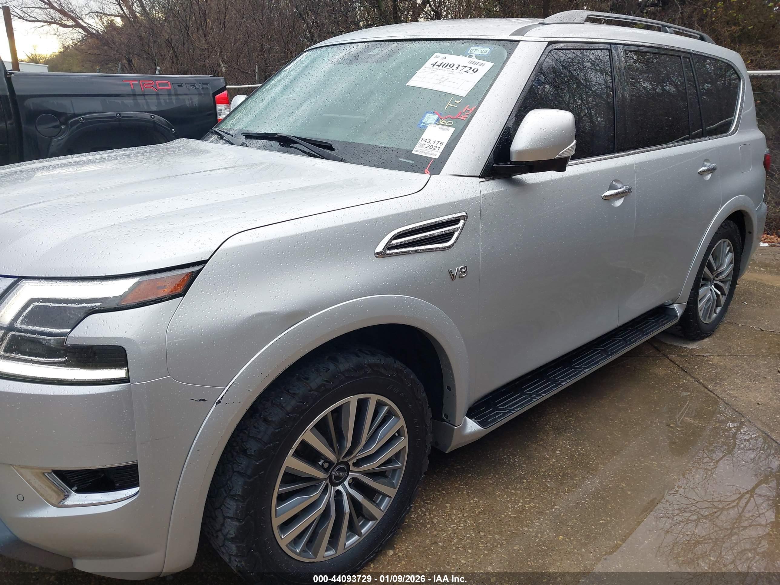 NISSAN ARMADA image 2