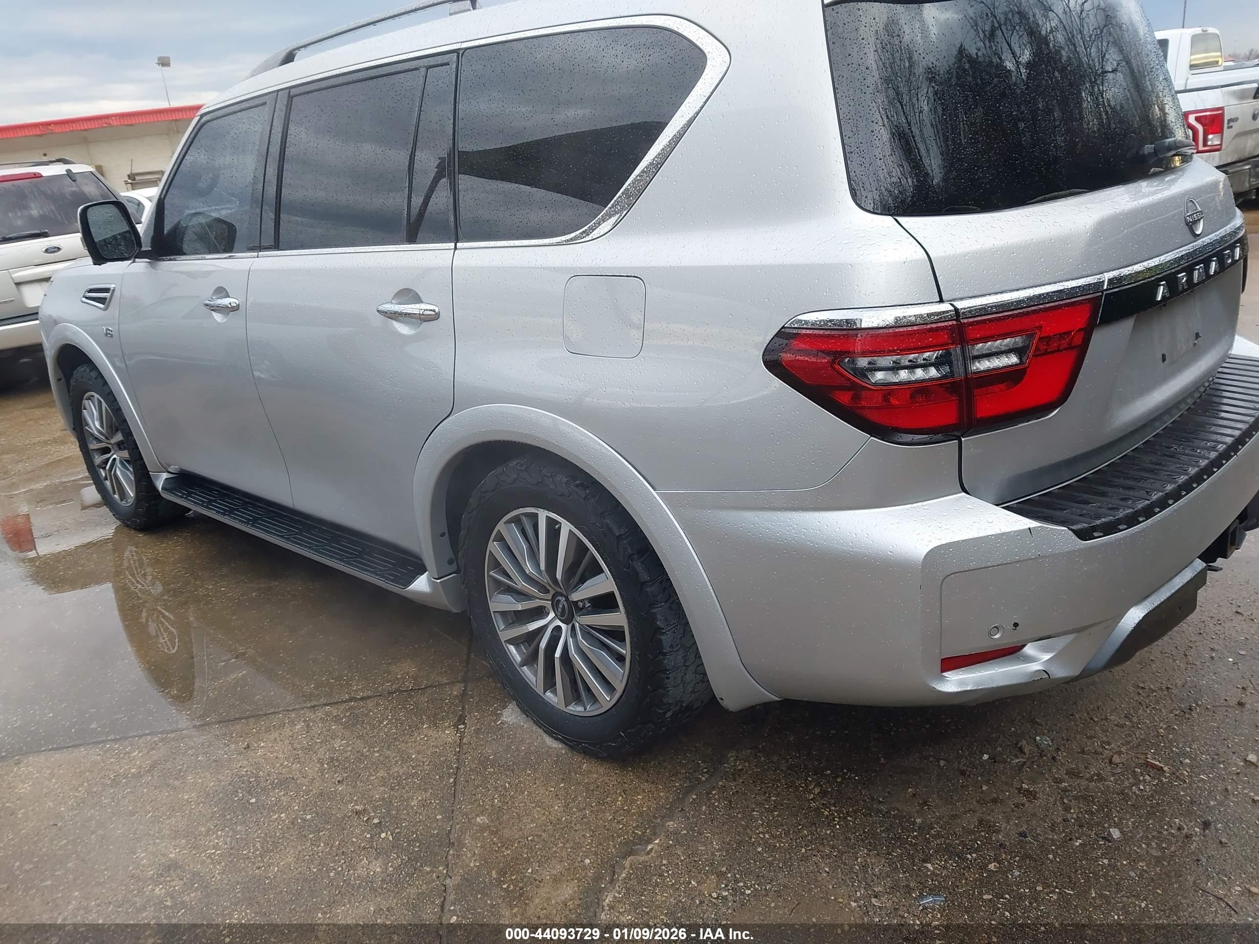 NISSAN ARMADA image 3
