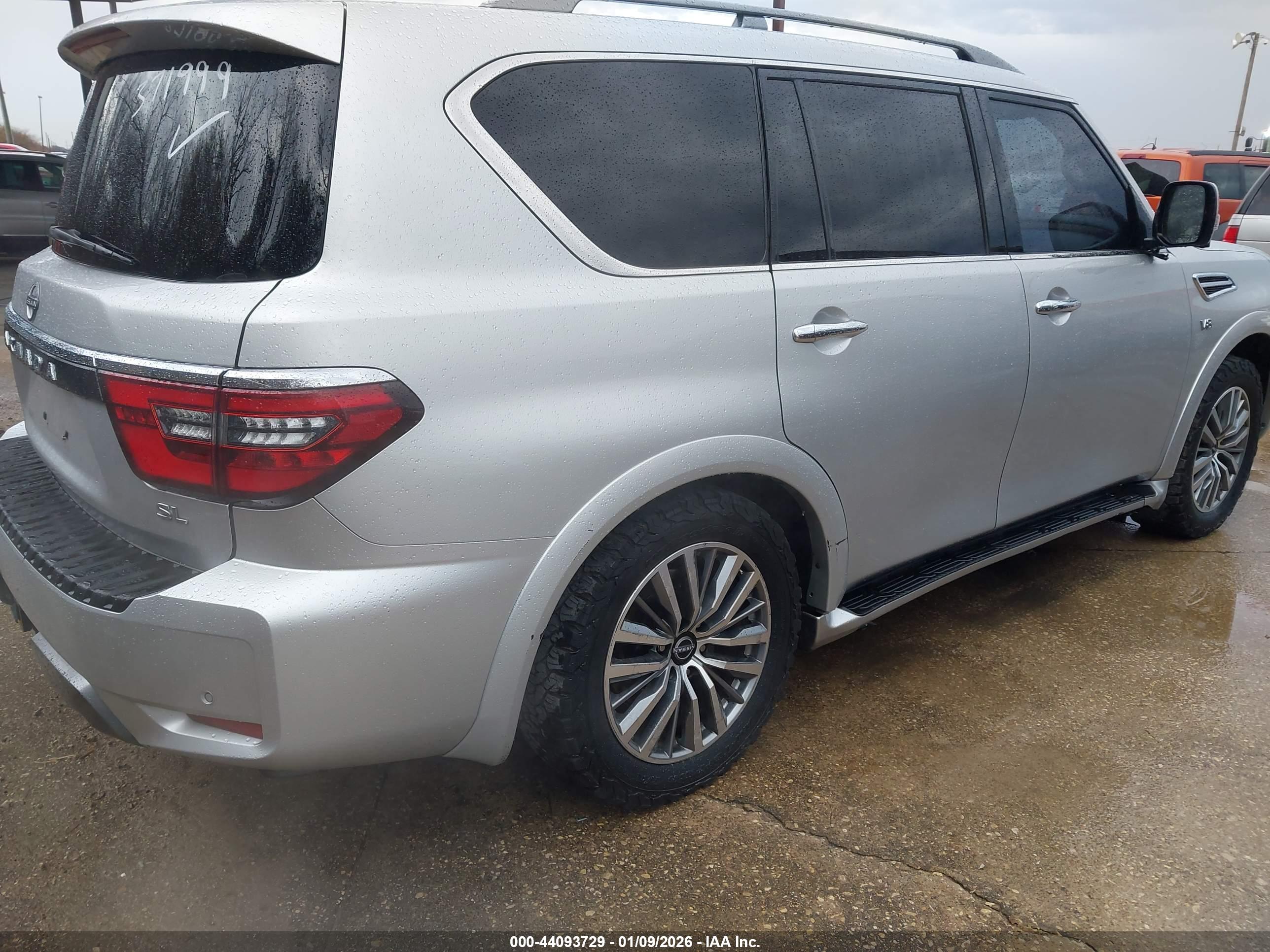 NISSAN ARMADA image 4