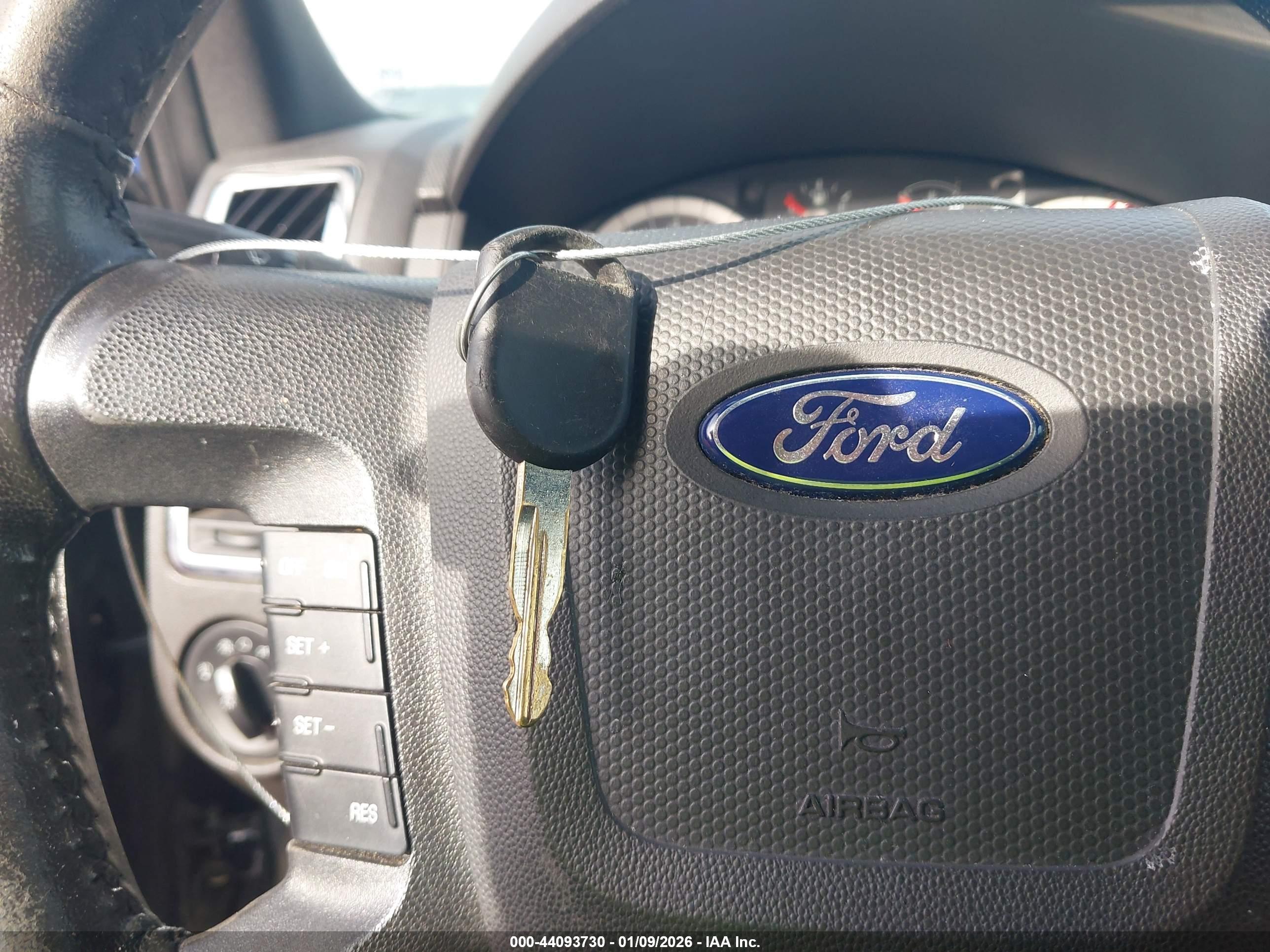 FORD ESCAPE image 11