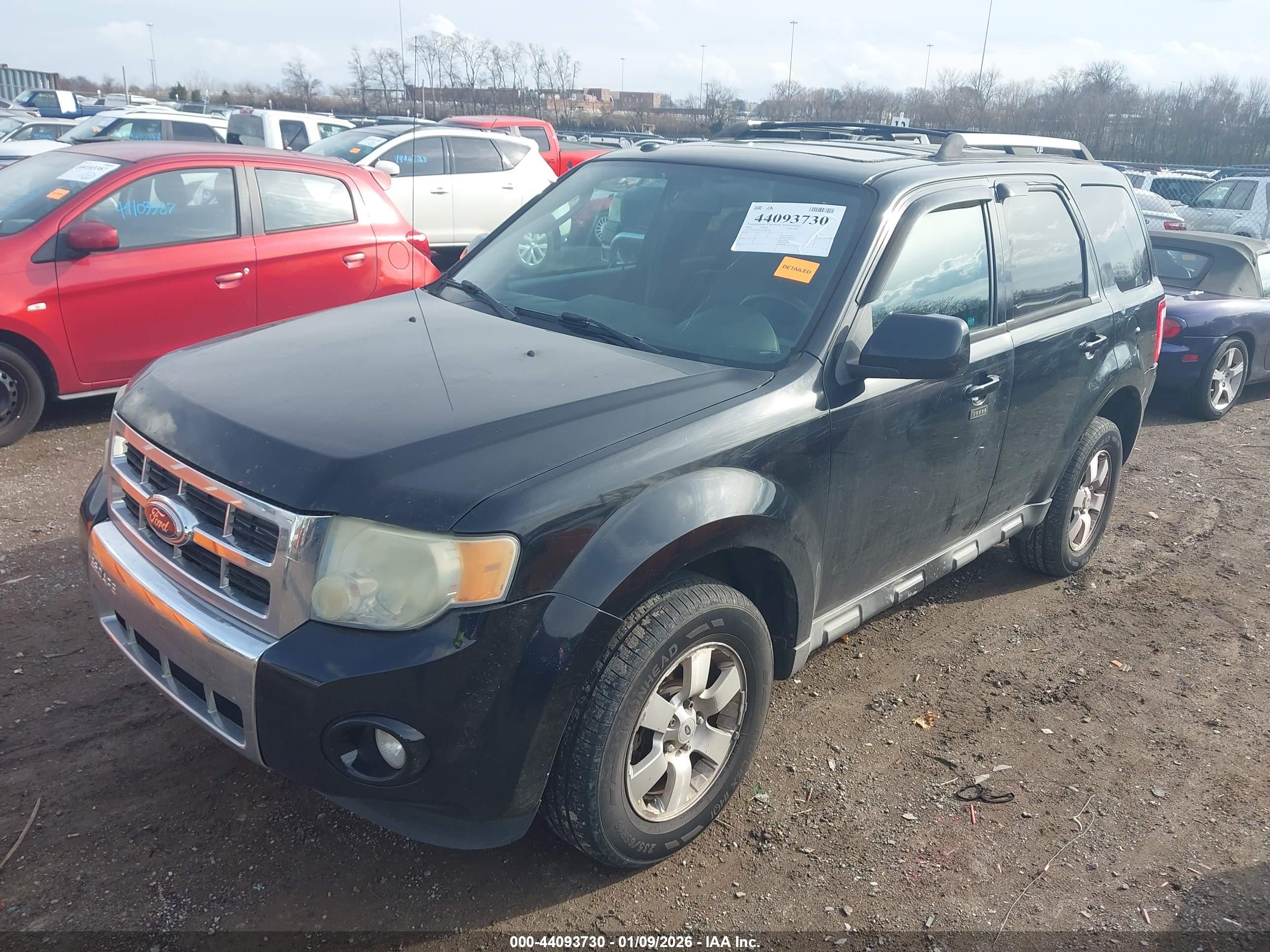 FORD ESCAPE image 2