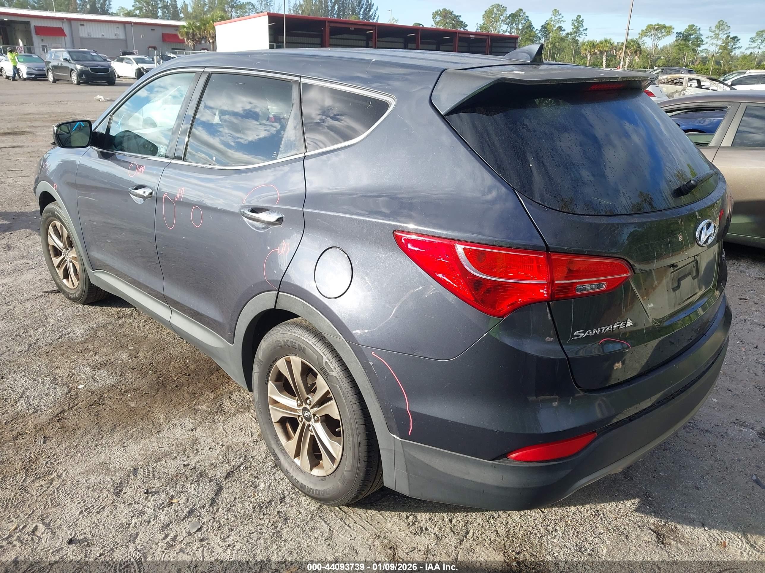 HYUNDAI SANTA image 3