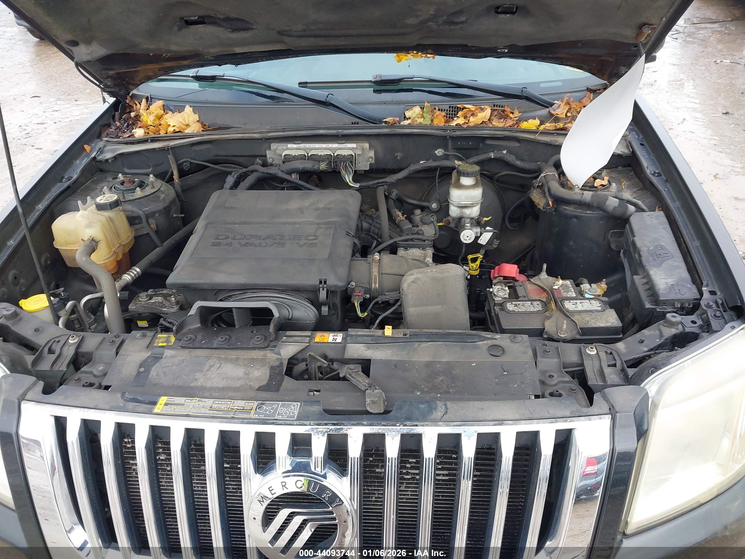 MERCURY MARINER image 10