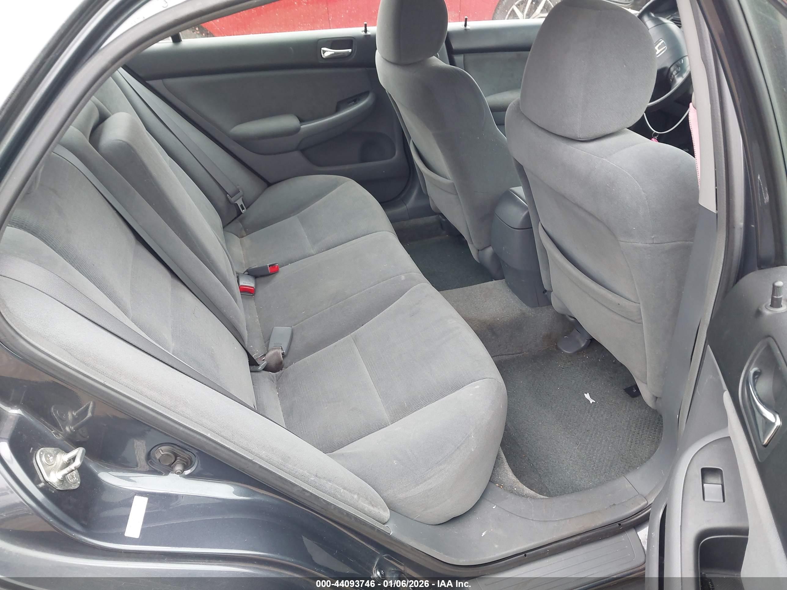 HONDA ACCORD image 8