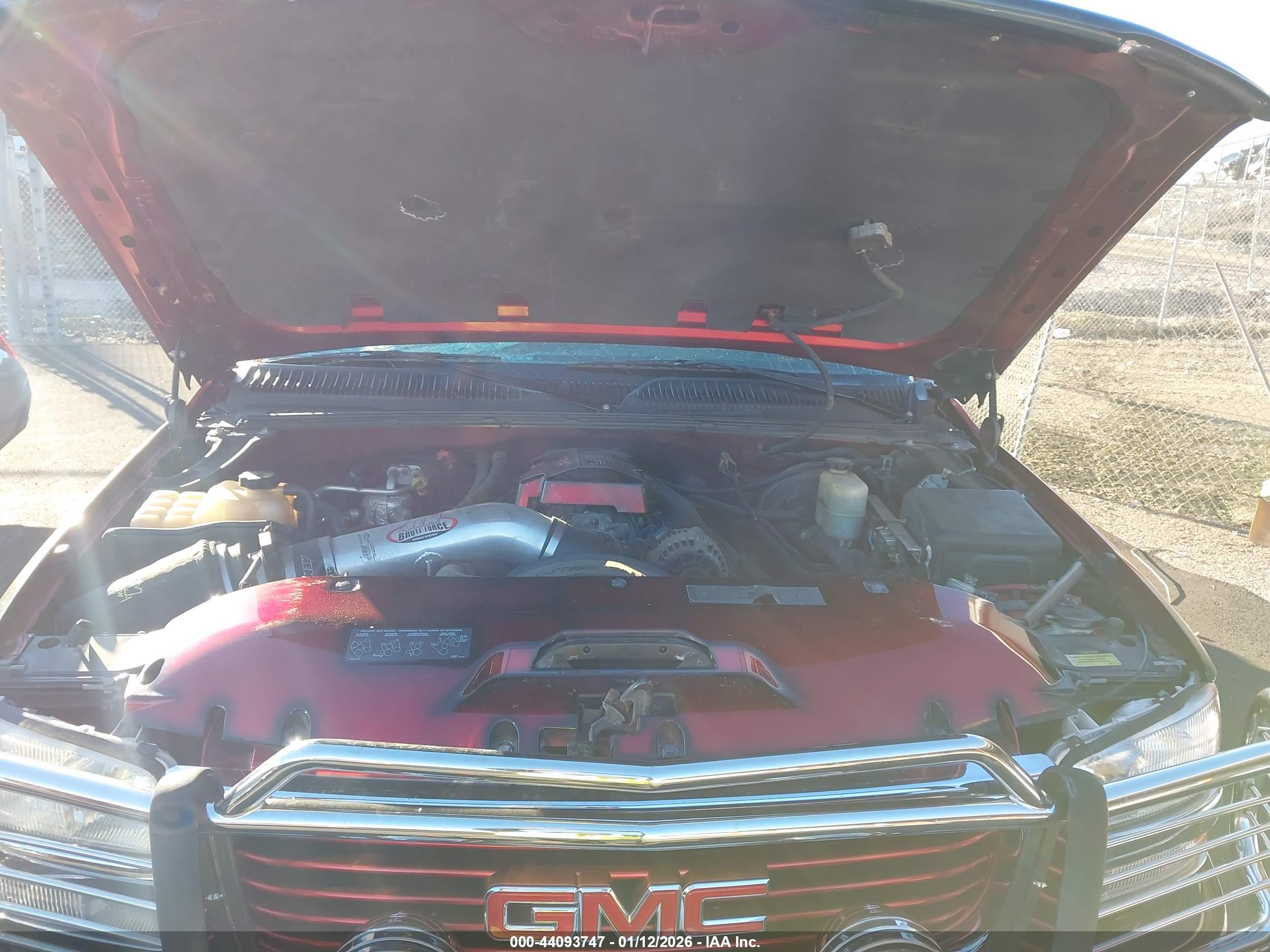 GMC SIERRA image 10