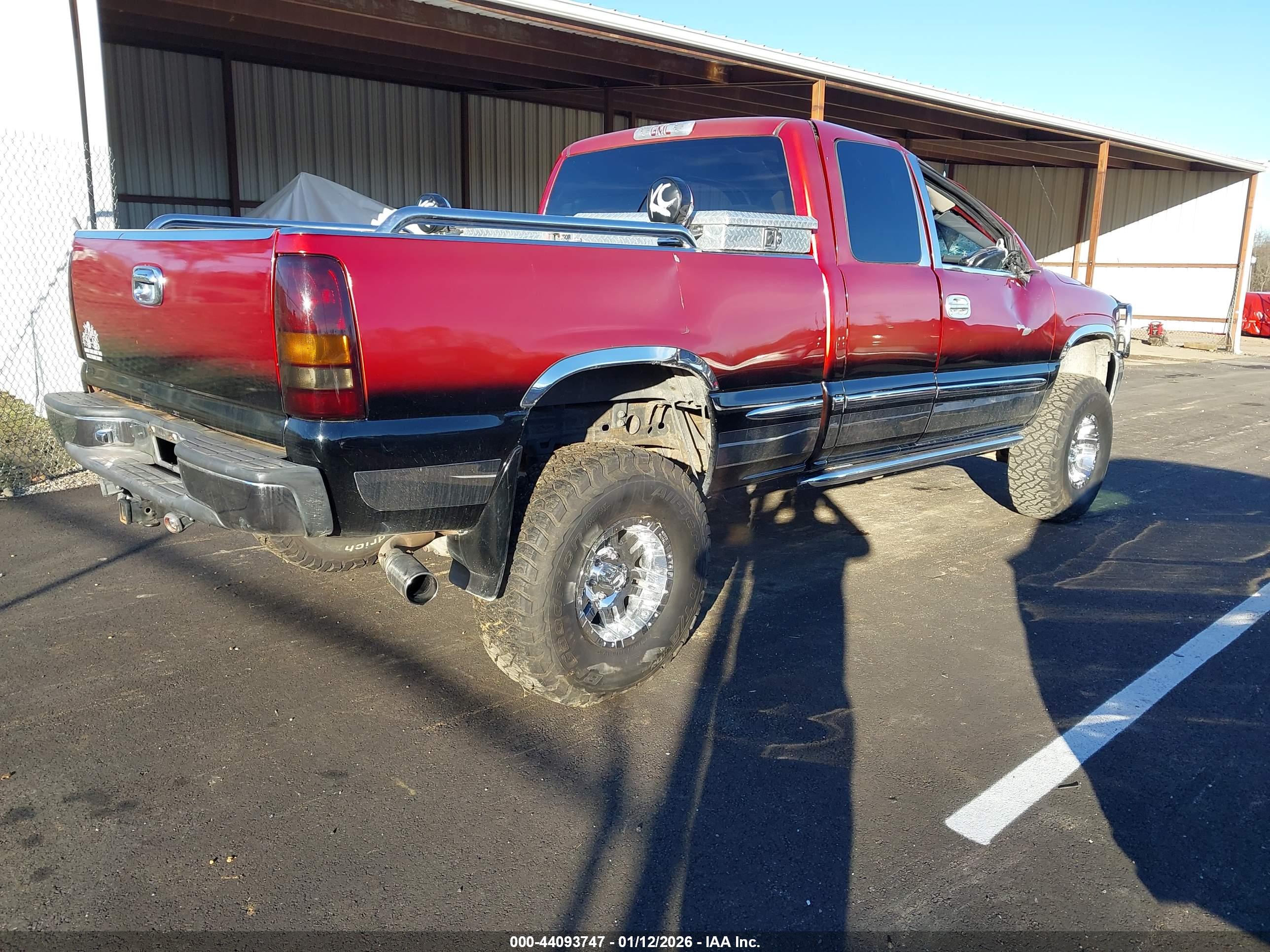 GMC SIERRA image 4