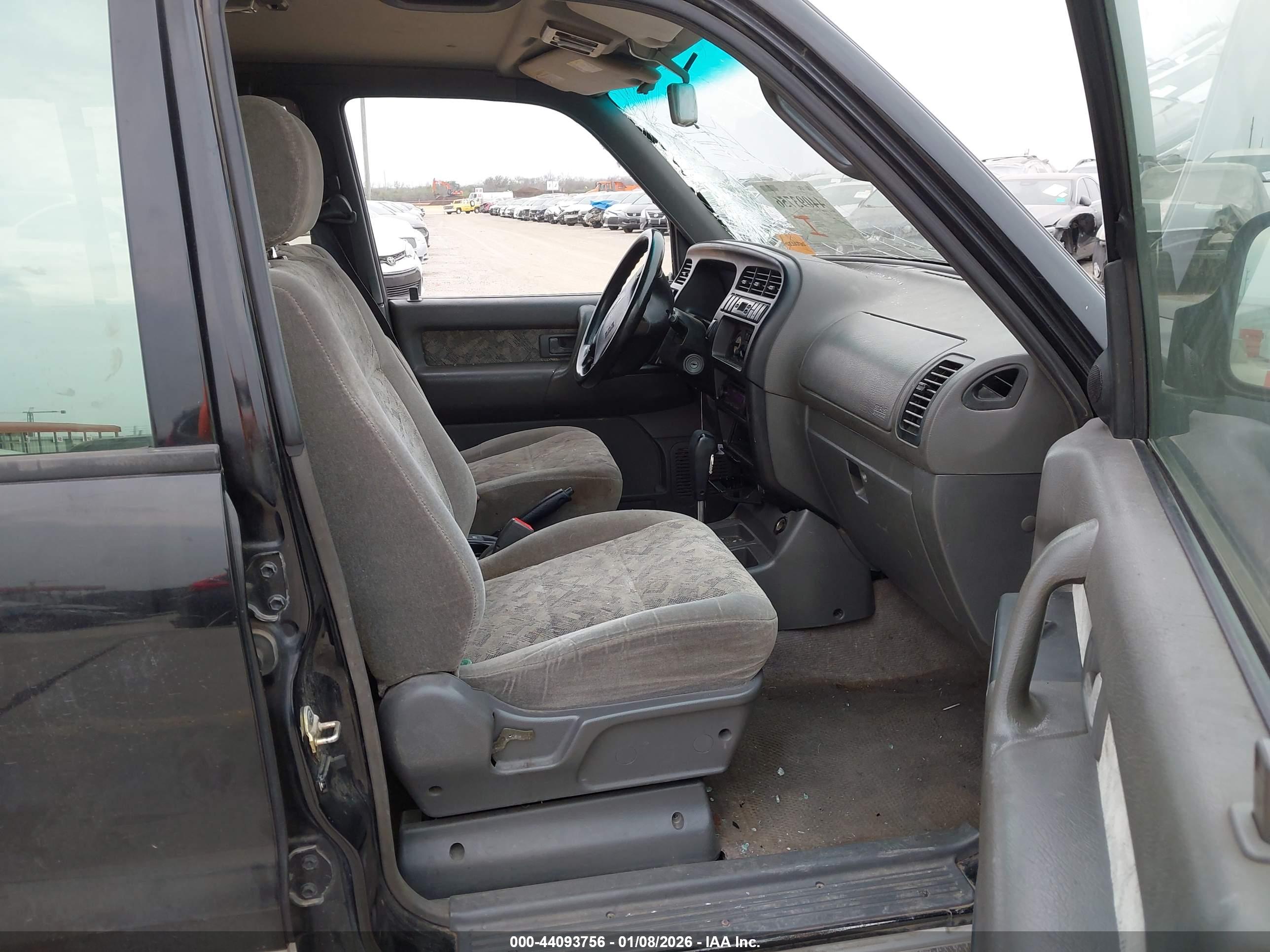 ISUZU TROOPER image 5