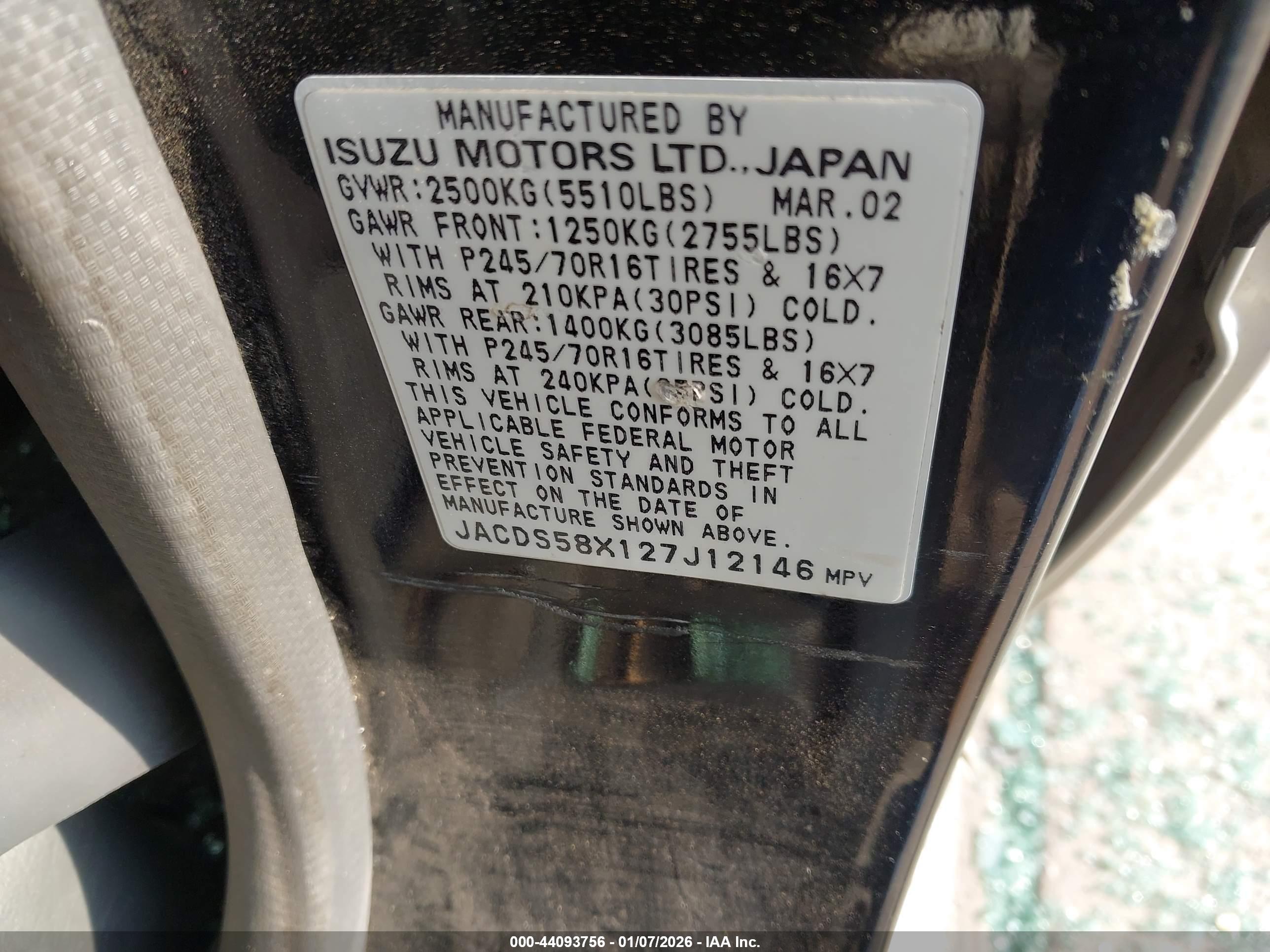 ISUZU TROOPER image 9