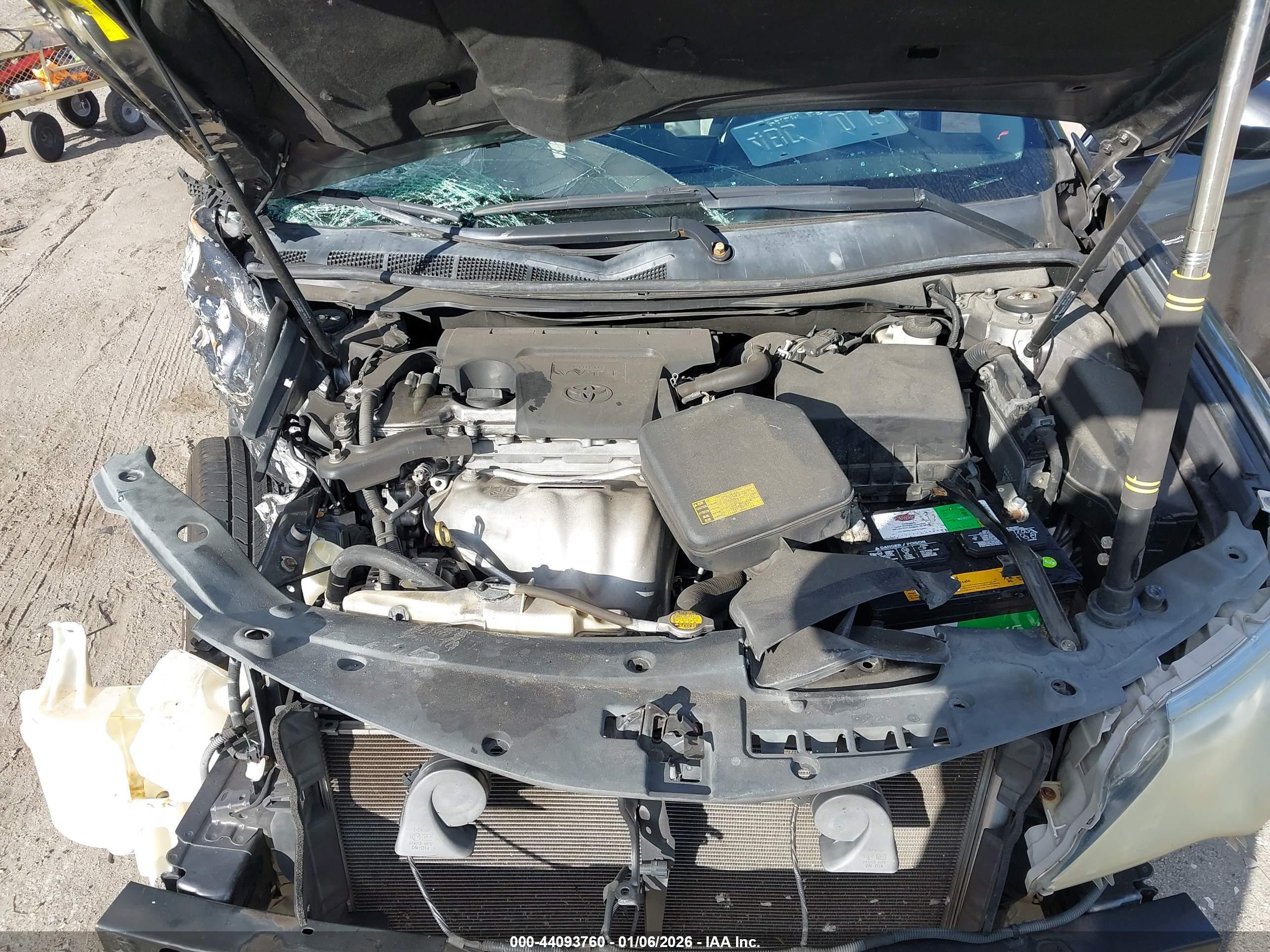 TOYOTA CAMRY image 10