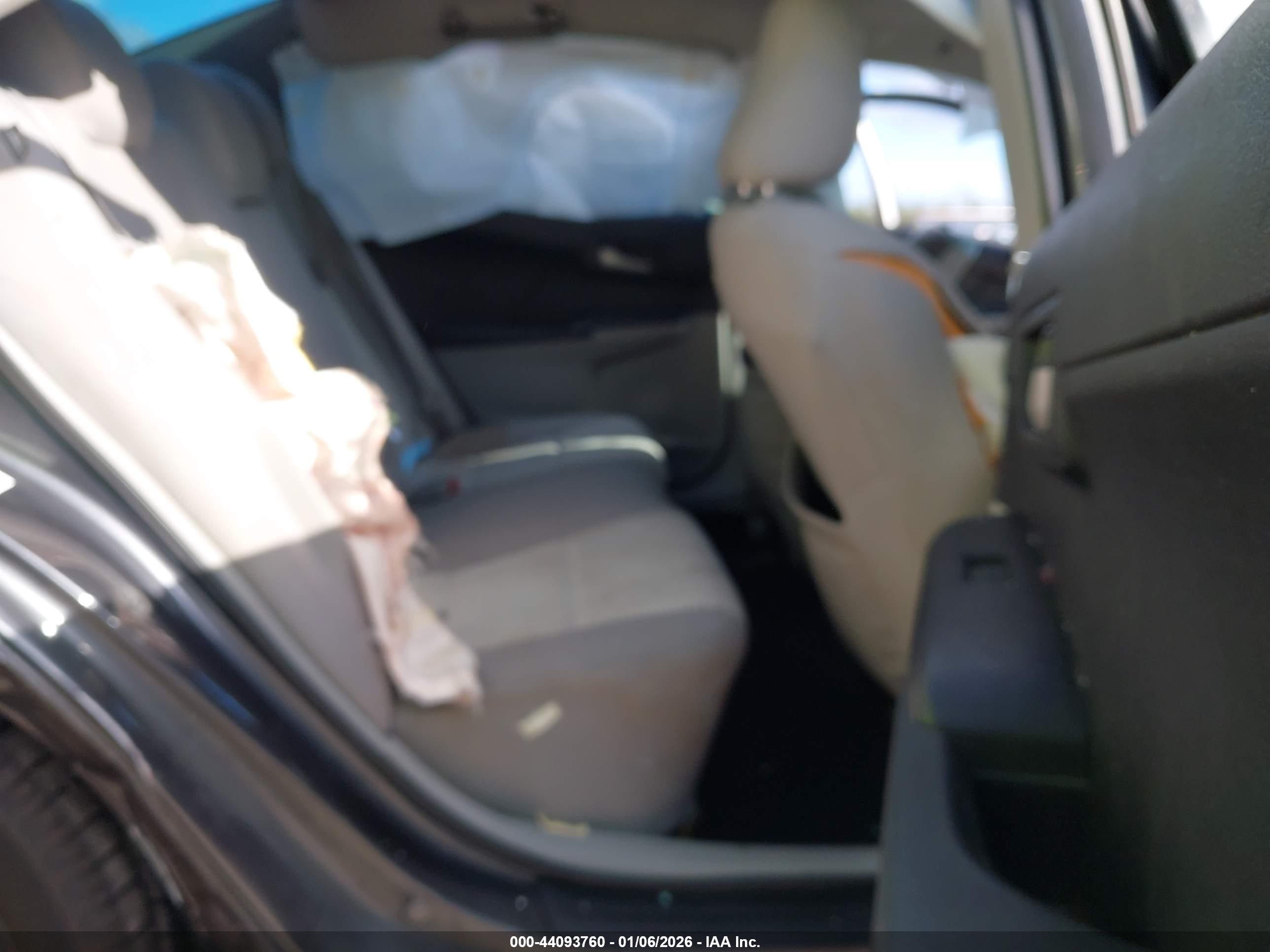 TOYOTA CAMRY image 8