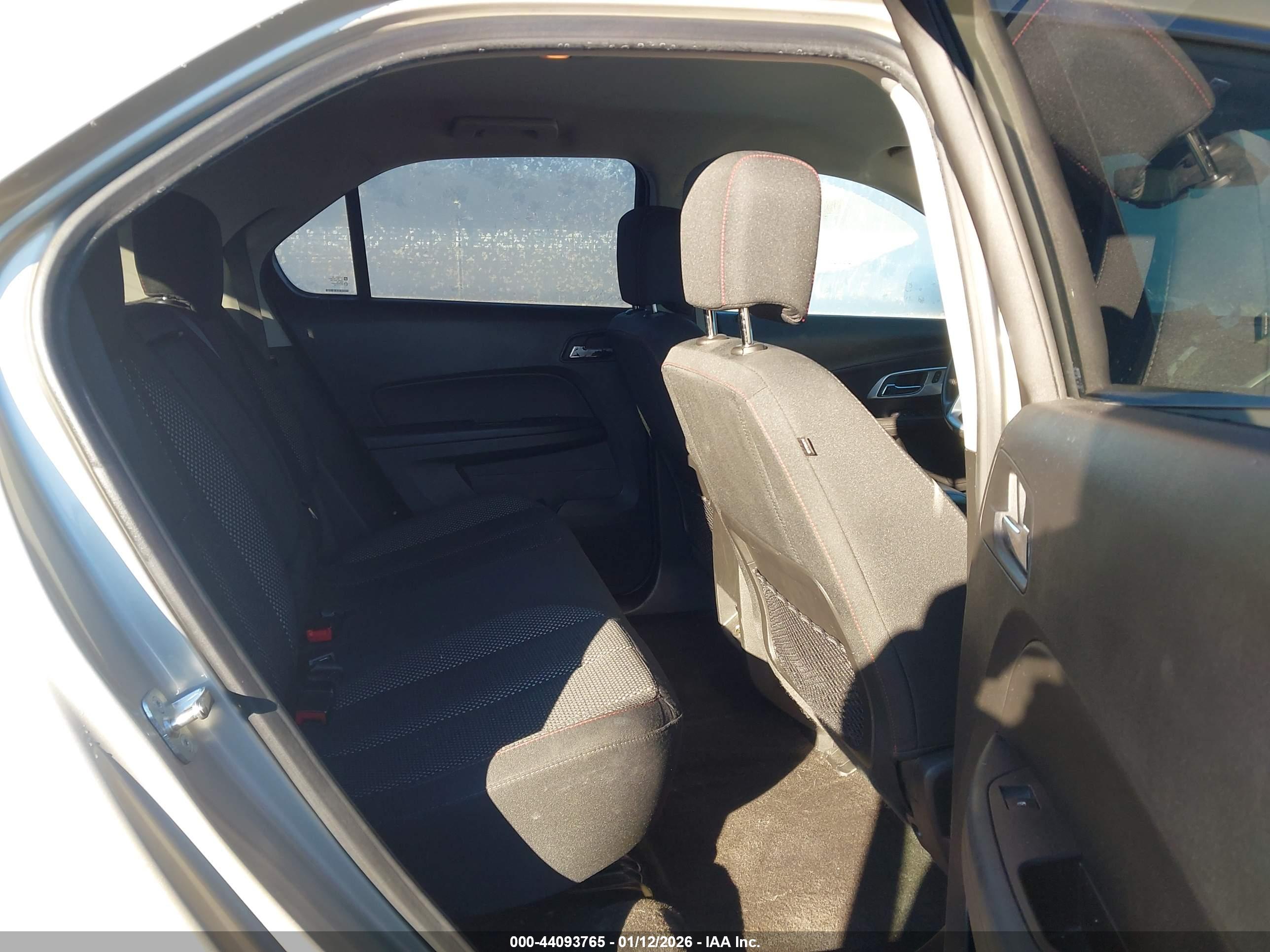 CHEVROLET EQUINOX image 8