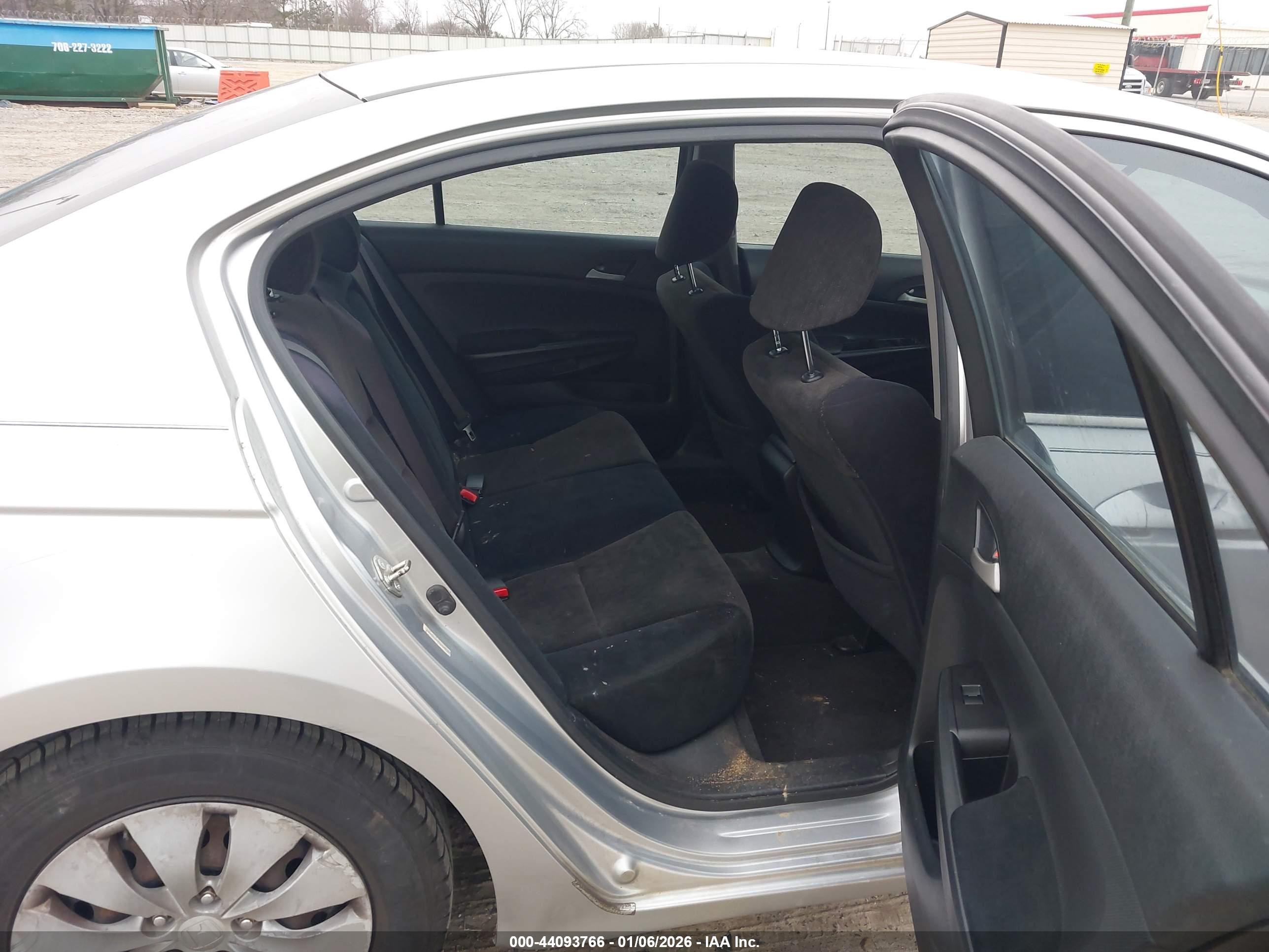 HONDA ACCORD image 8