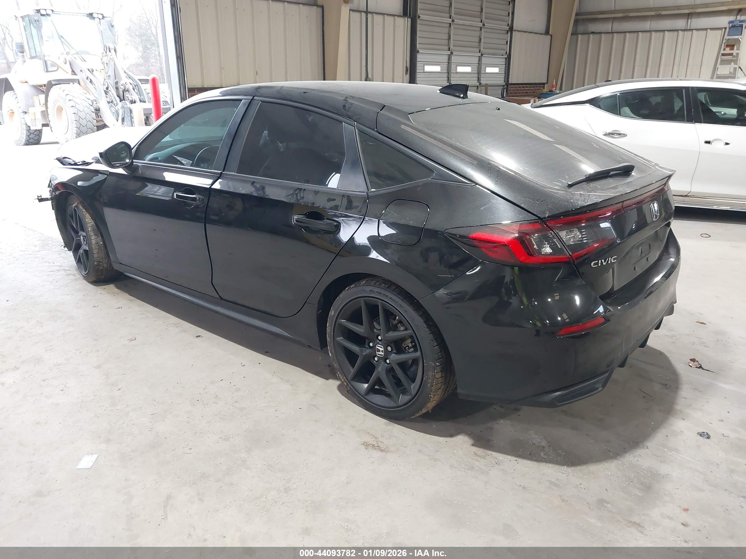 HONDA CIVIC image 3