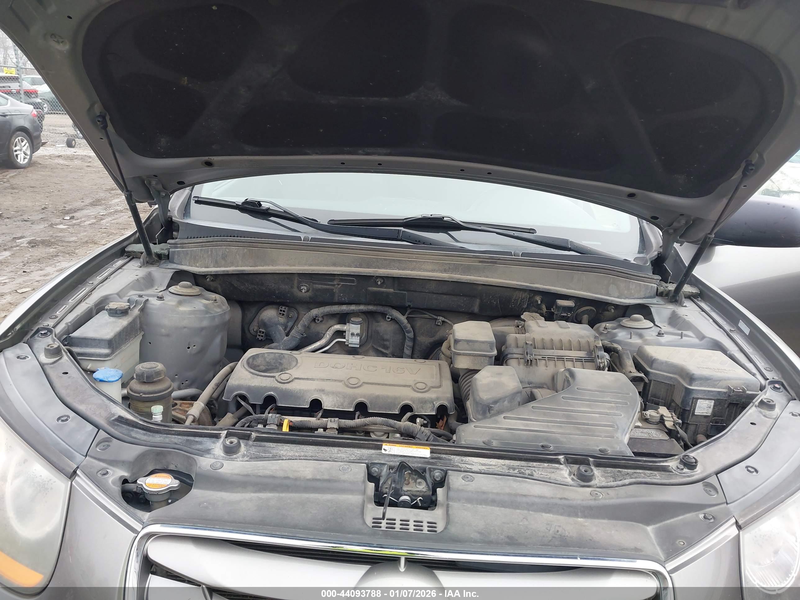 HYUNDAI SANTA image 10