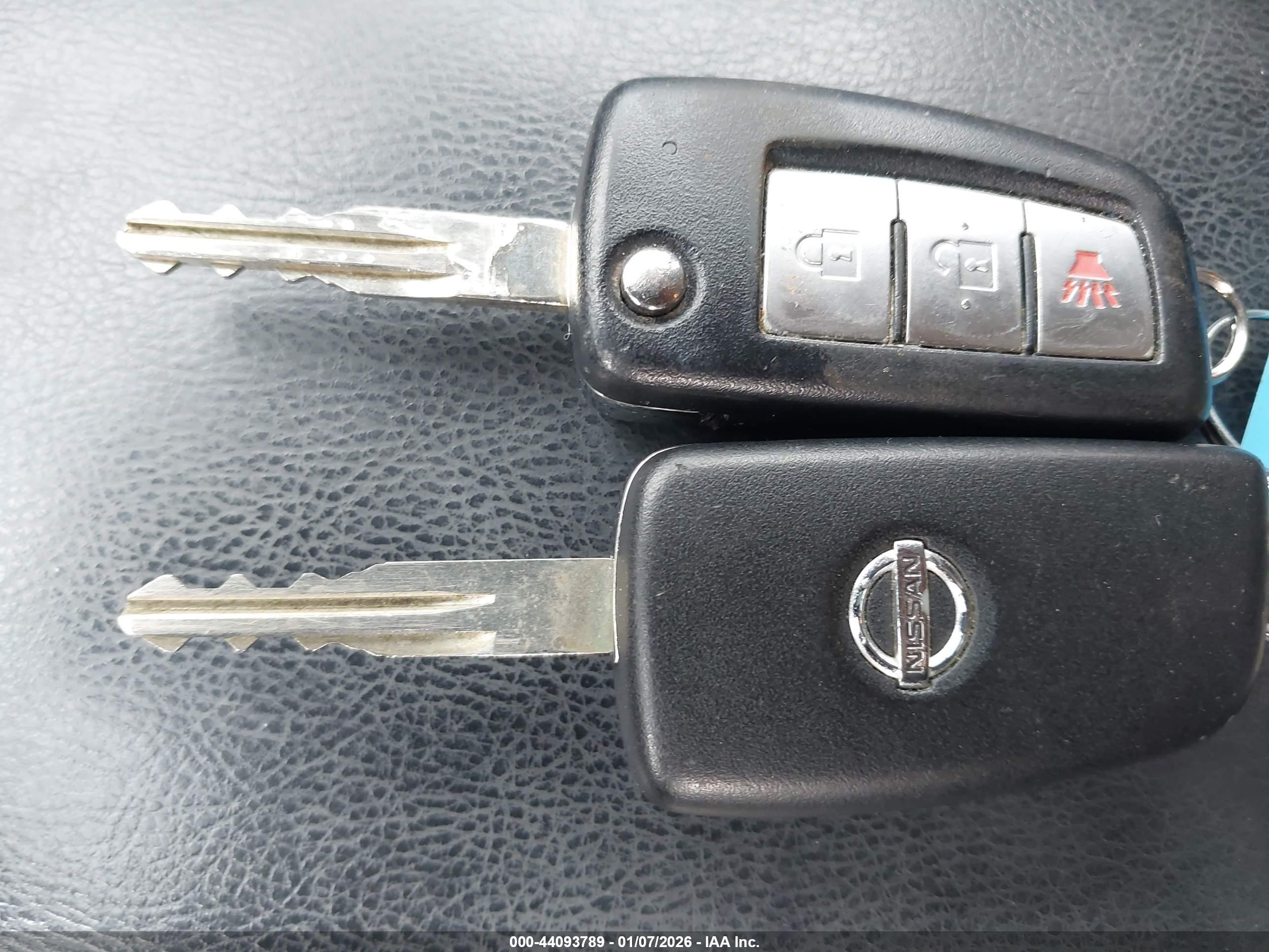 NISSAN ROGUE image 11
