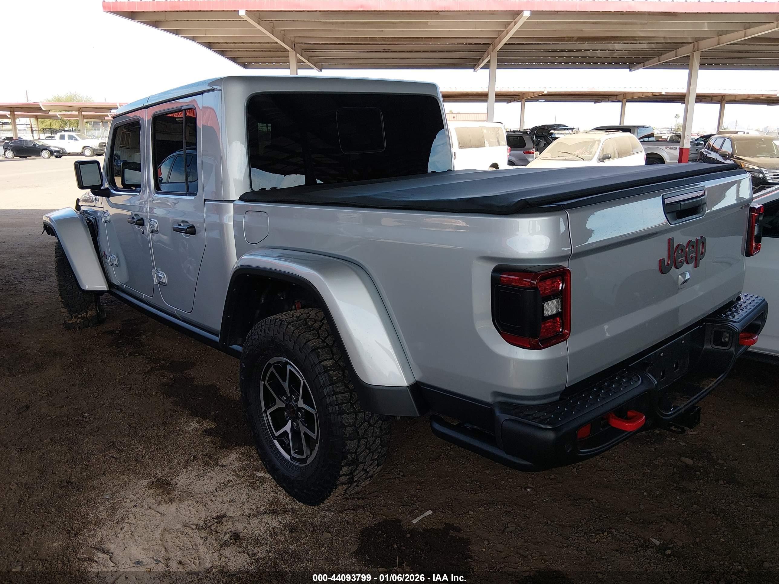 JEEP GLADIATOR image 3