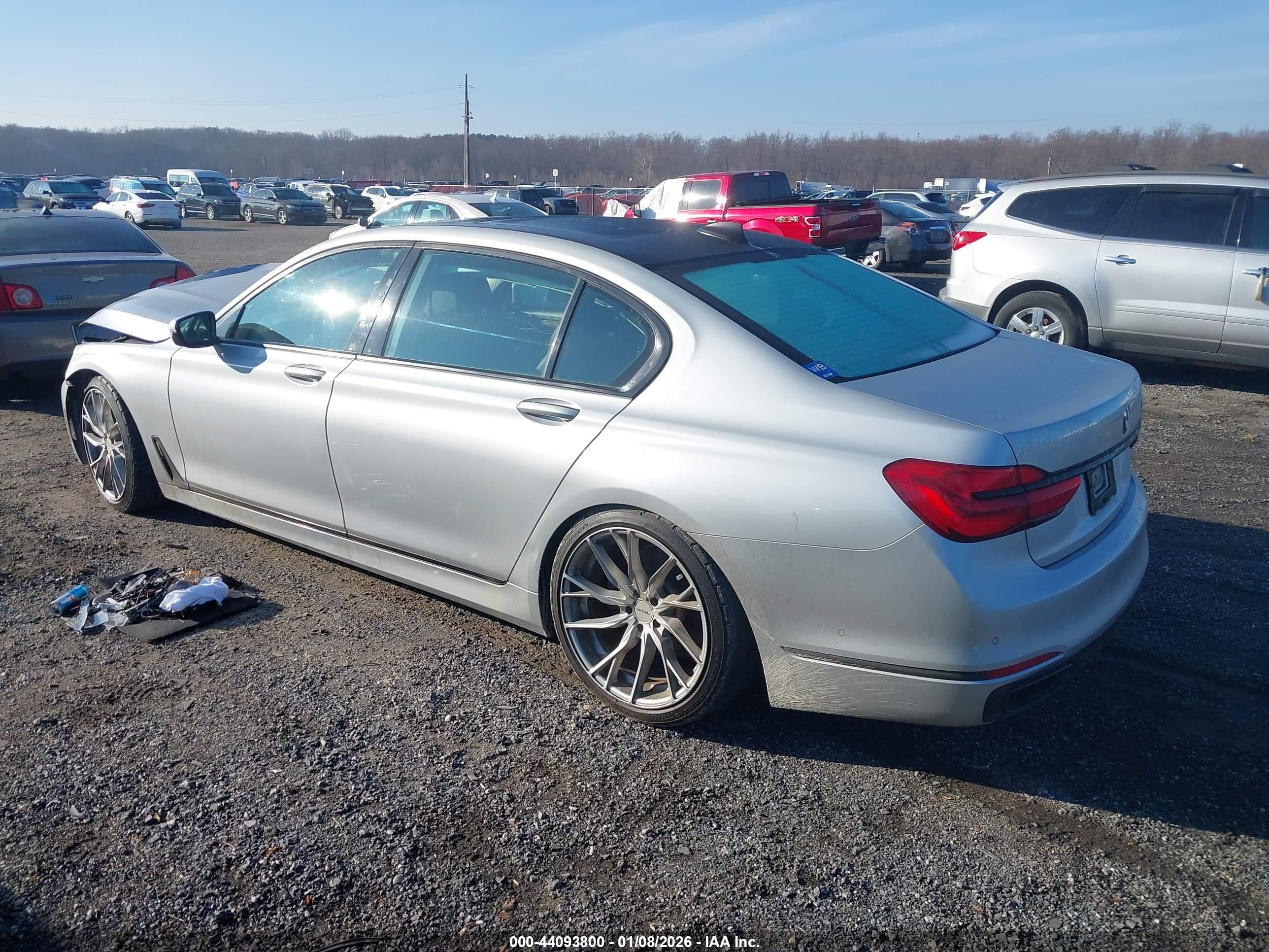BMW 740I image 3