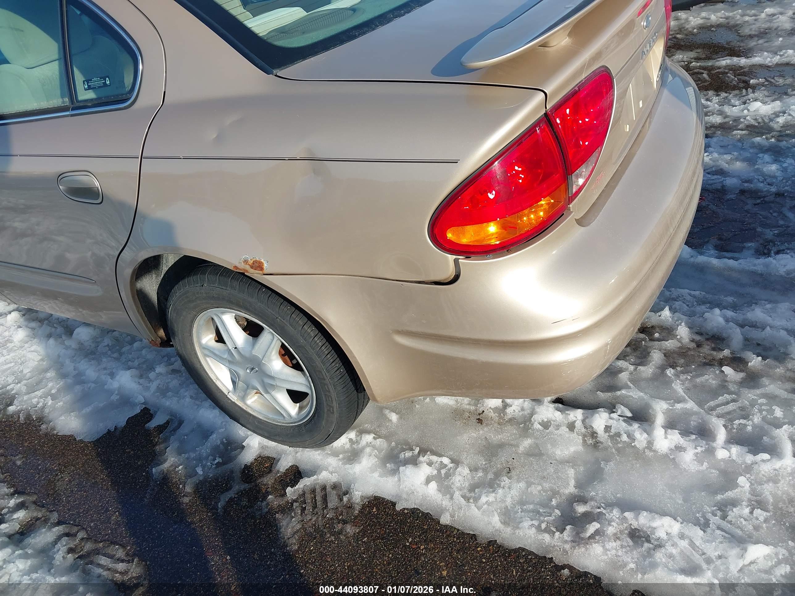 OLDSMOBILE ALERO image 6