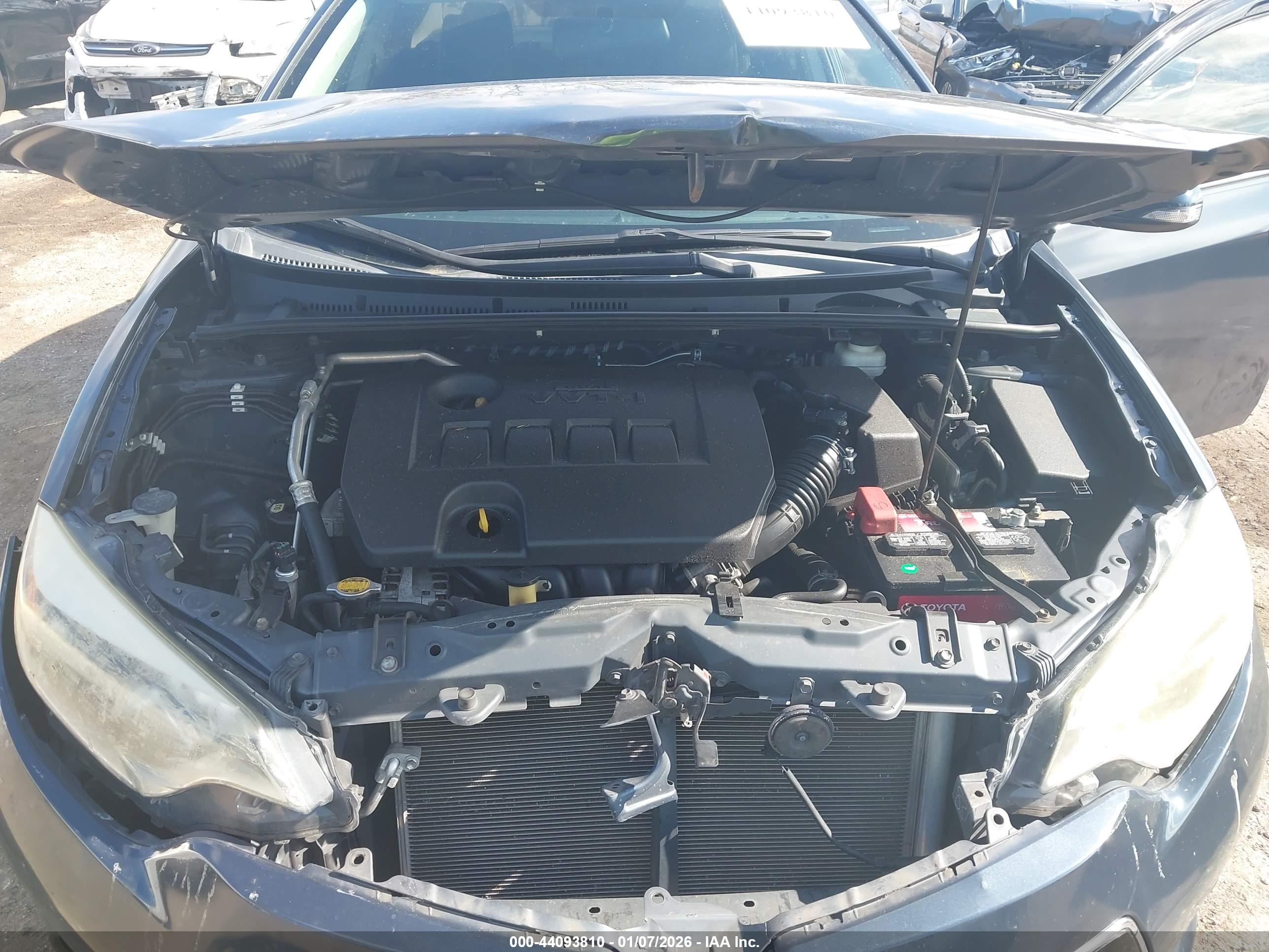 TOYOTA COROLLA image 10