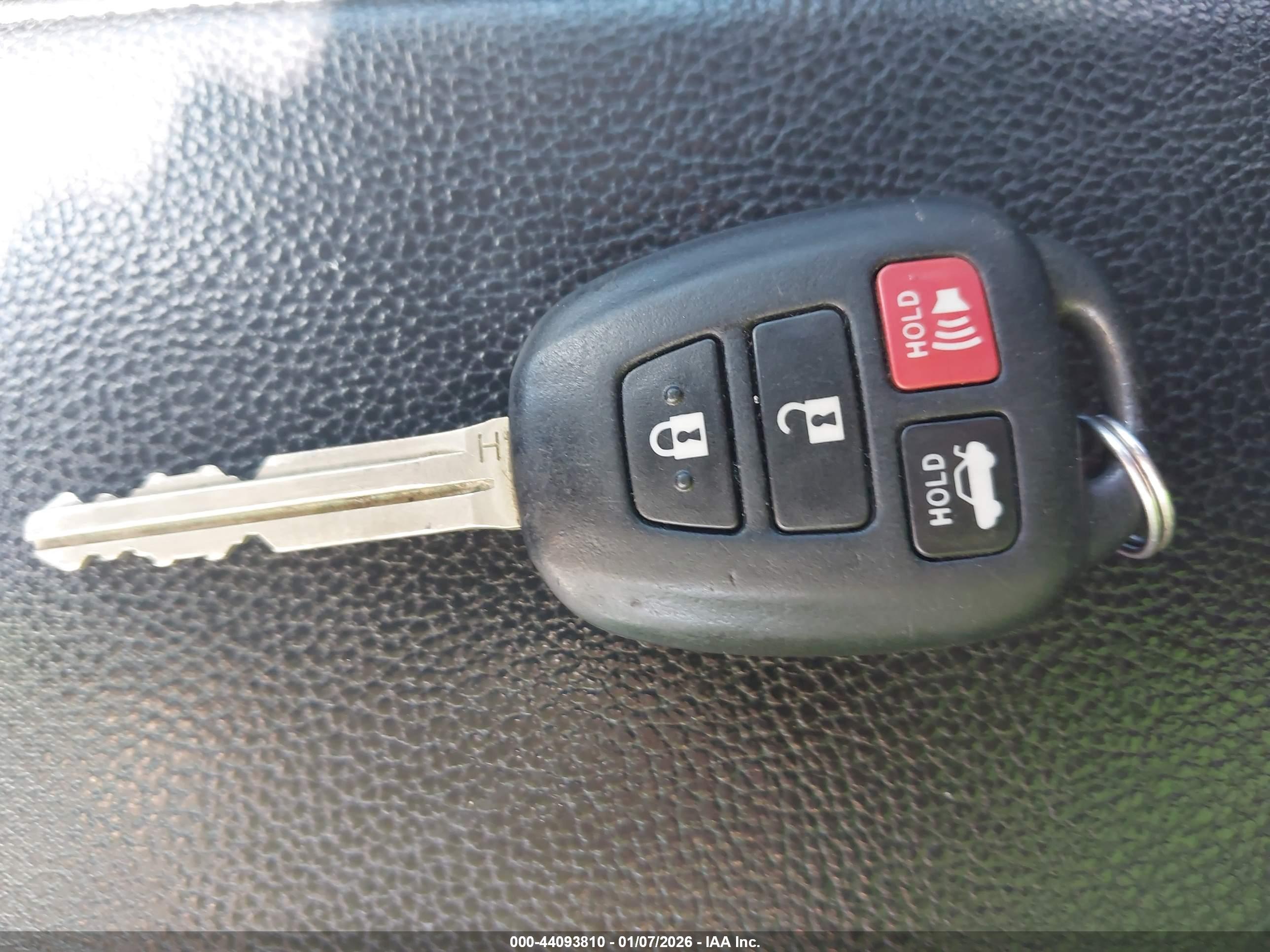 TOYOTA COROLLA image 11